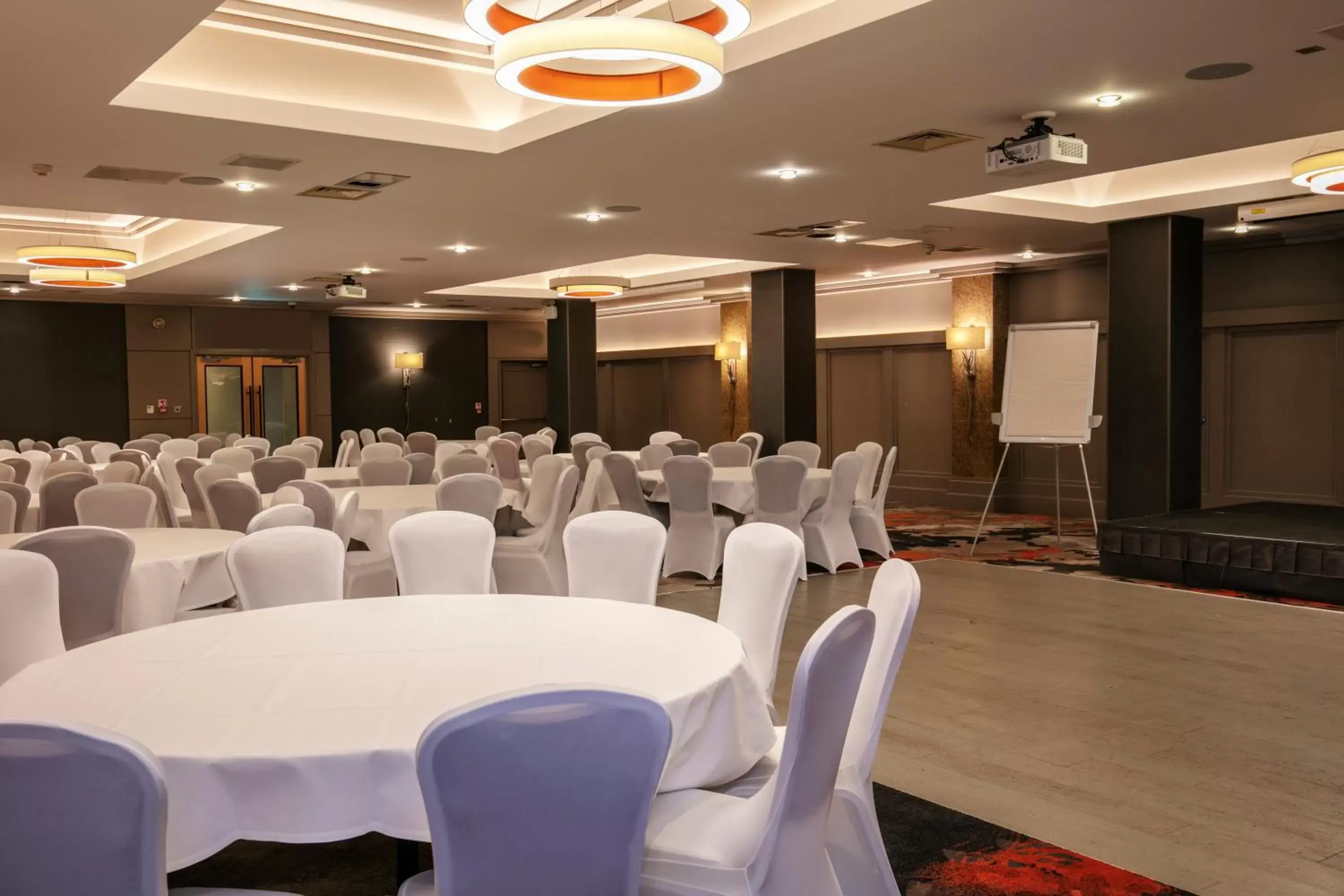 Meeting/conference room, Banquet Facilities in The Crown Hotel