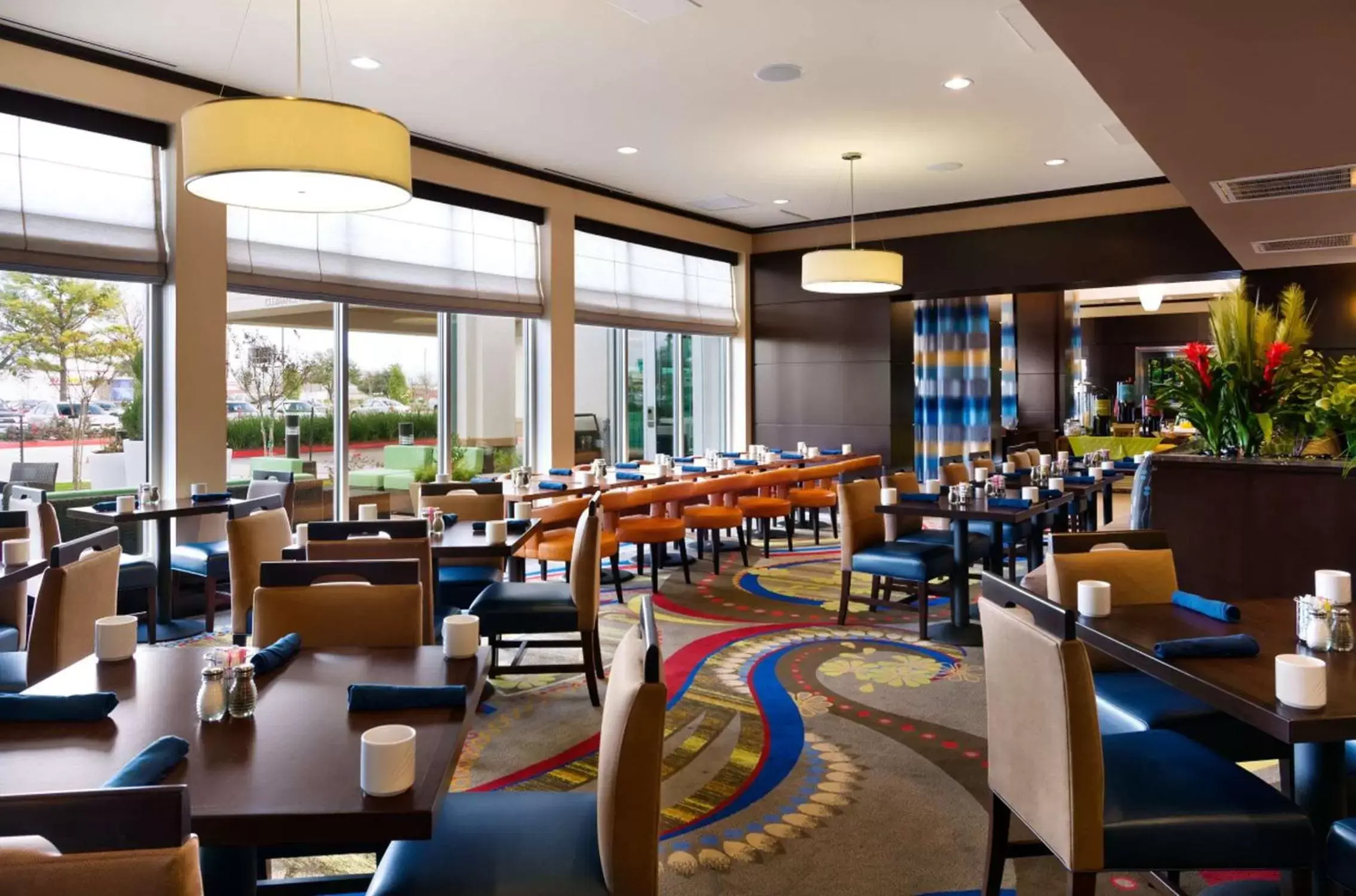 Restaurant/Places to Eat in Hilton Garden Inn Houston NW America Plaza