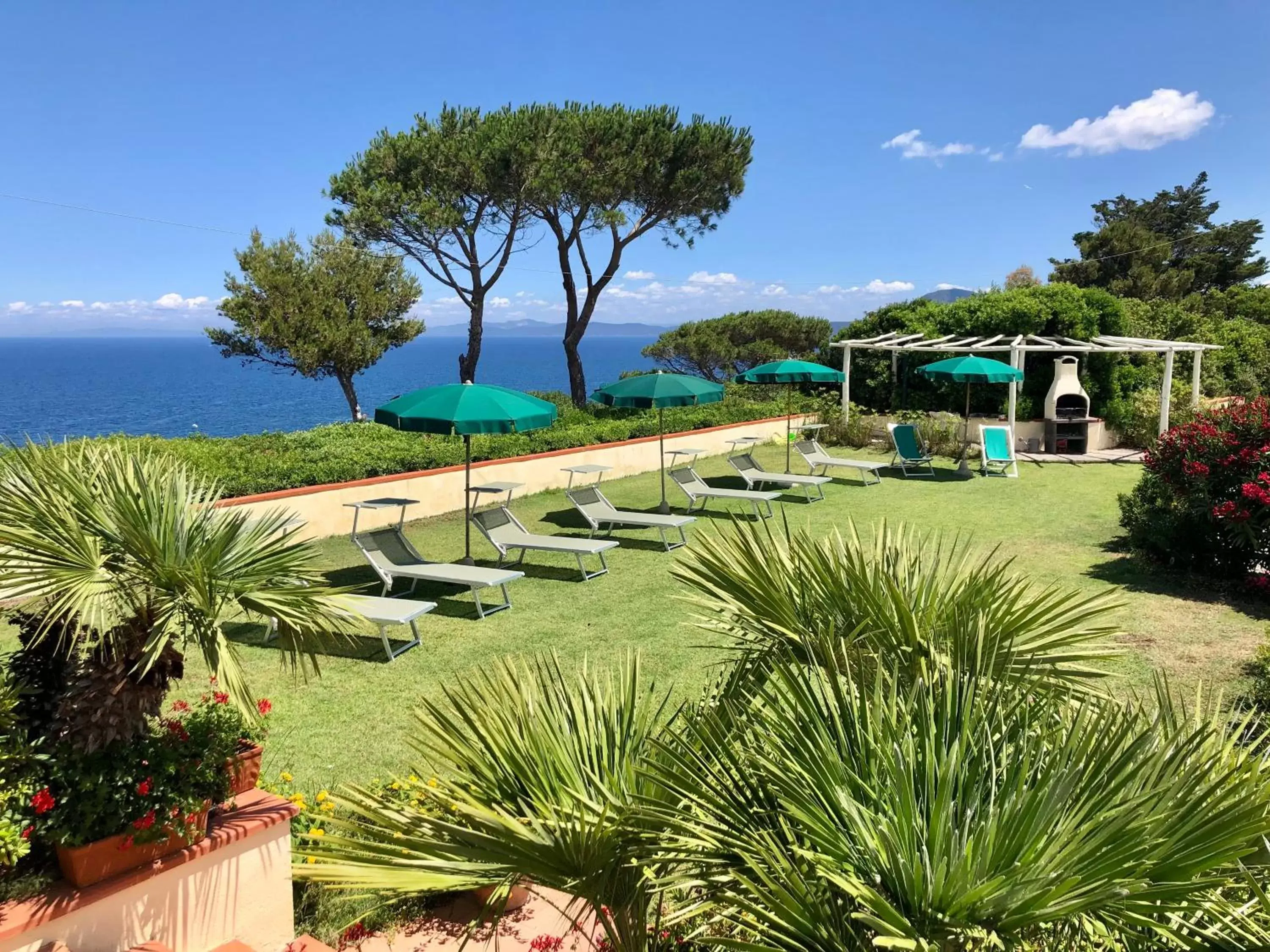 Sea view, Garden in Belvedere Residenza Mediterranea