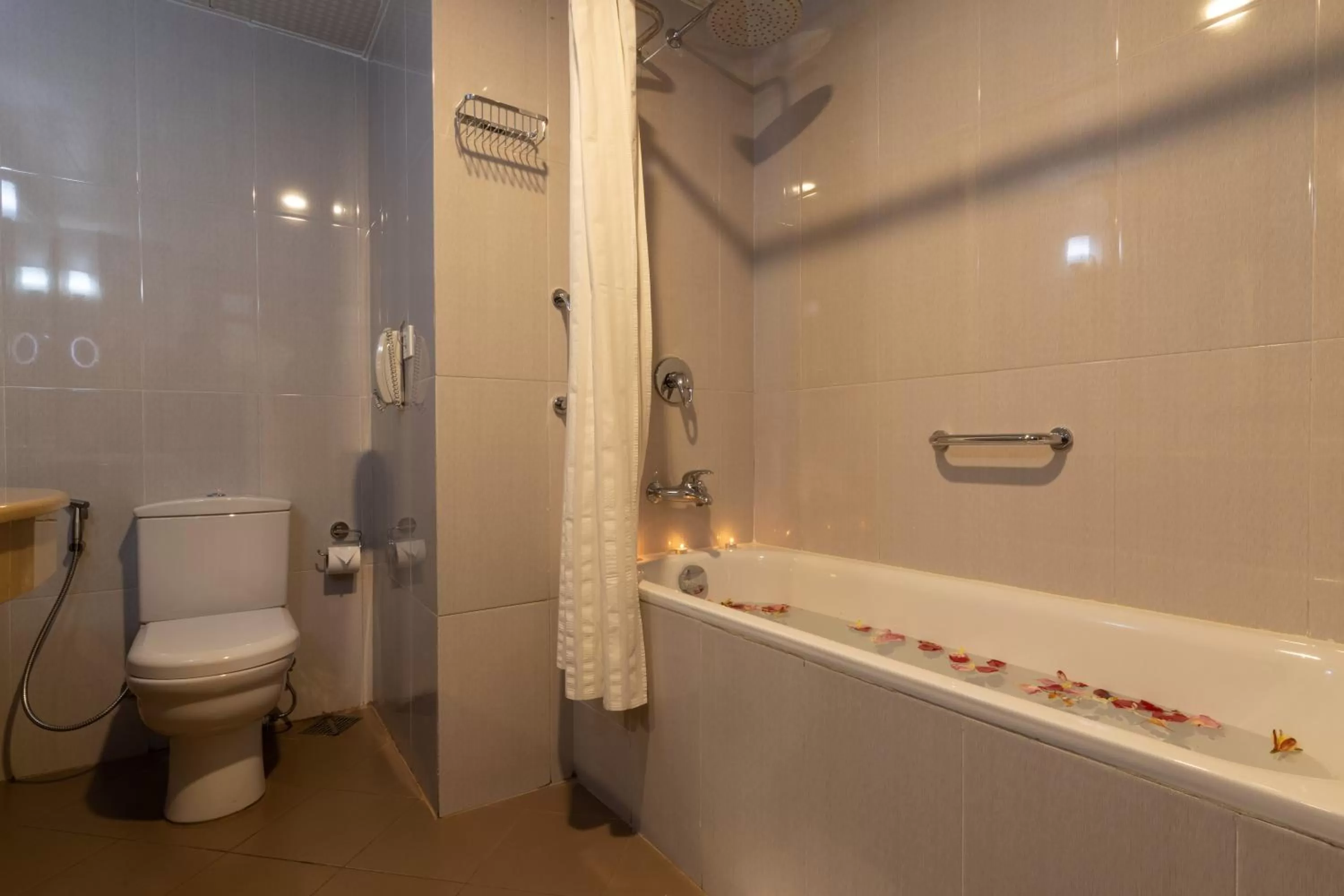 Bathroom in Araliya Green Hills - Where Historic Charm Mingles with Natural Beauty