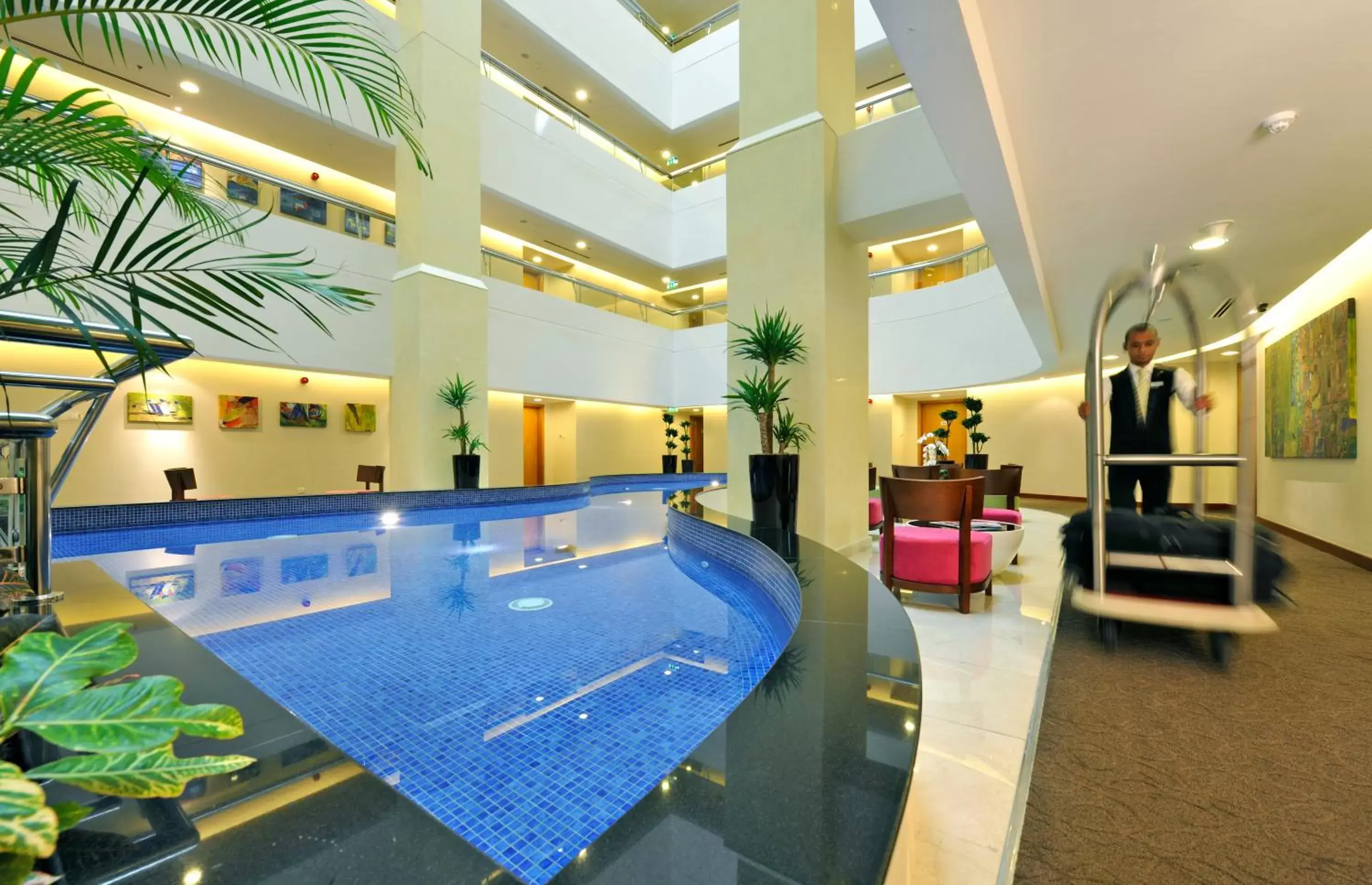 Area and facilities in Fraser Suites Seef Bahrain