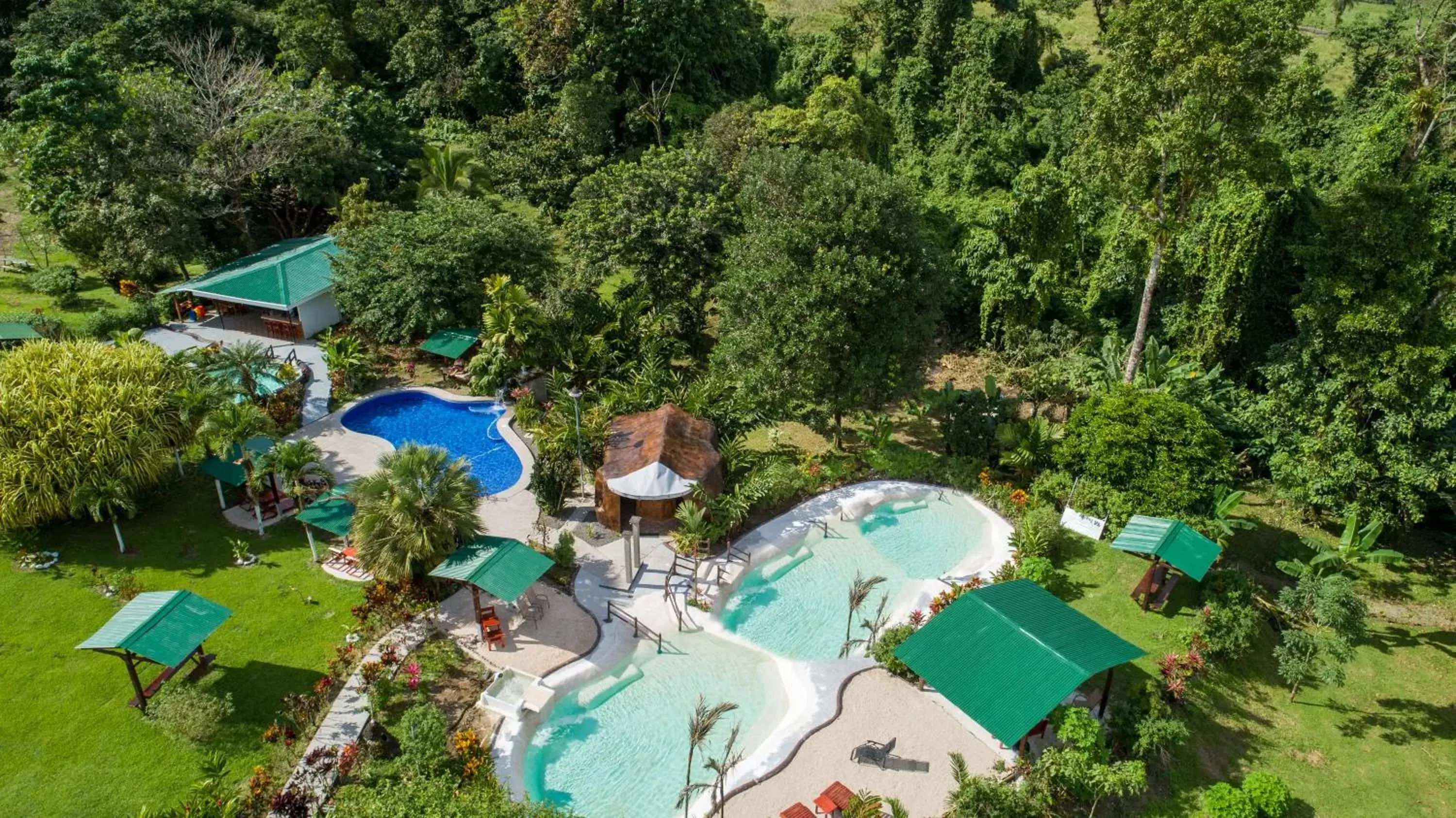 Swimming pool, Pool View in Hotel & Hot Springs Sueño Dorado