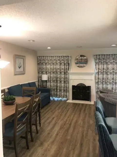 Dining Area in The Links