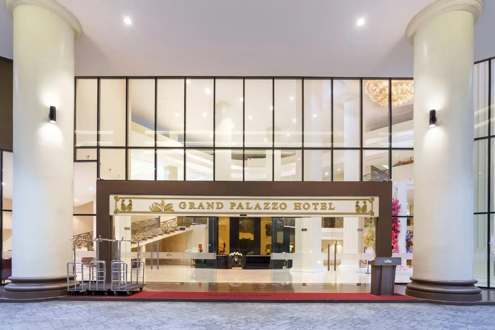 Property building in Grand Palazzo Hotel - SHA Extra Plus Property building in Grand Palazzo Hotel - SHA Extra Plus