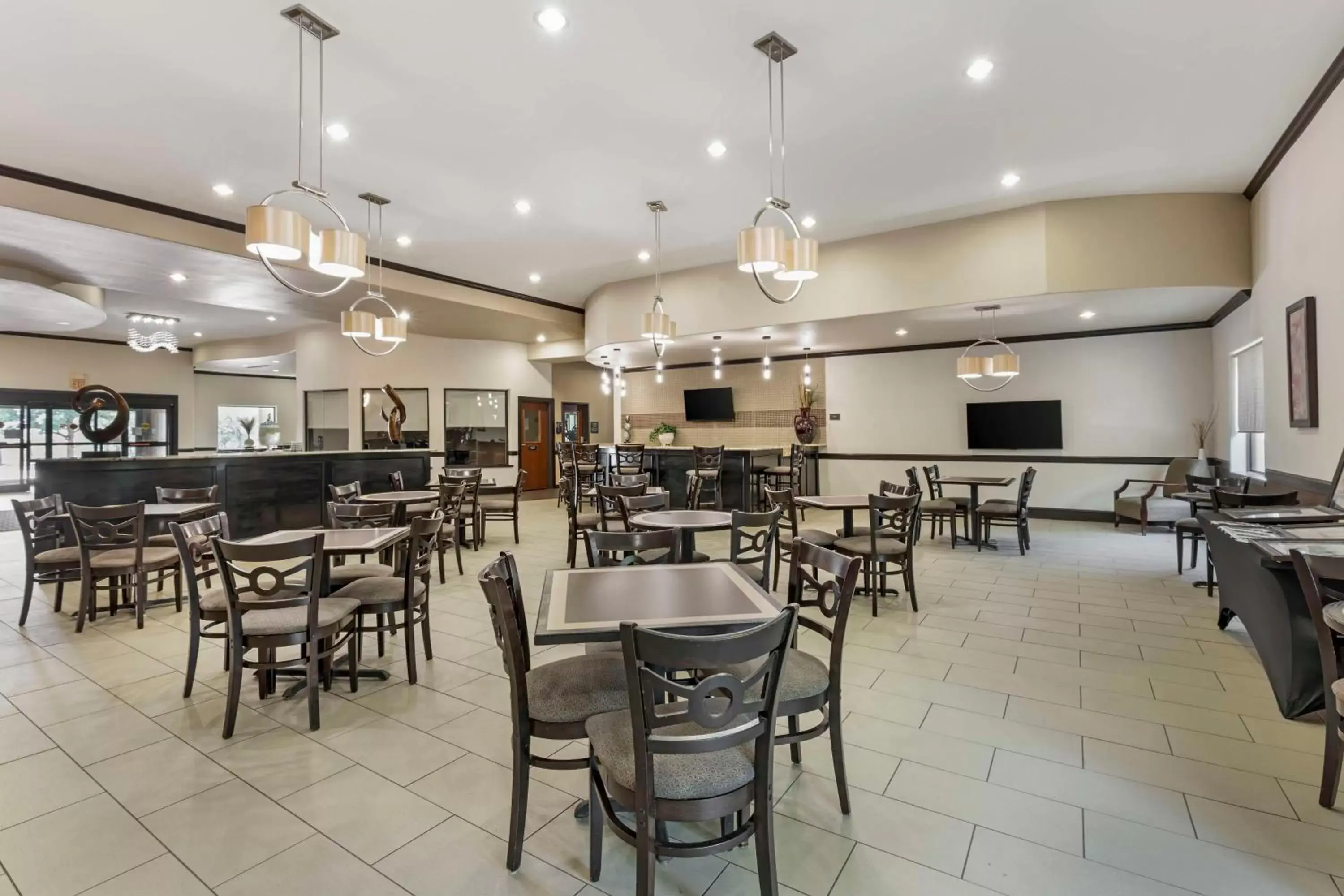 Breakfast, Restaurant/Places to Eat in Best Western Plus Hotel and Suites Denison