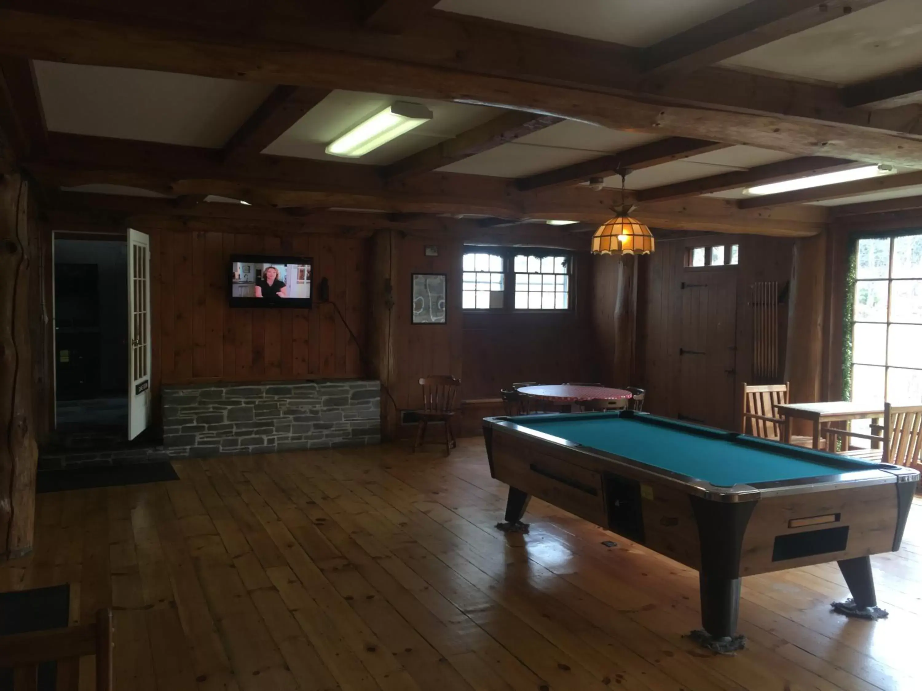 Billiard, Billiards in Stonybrook Motel & Lodge