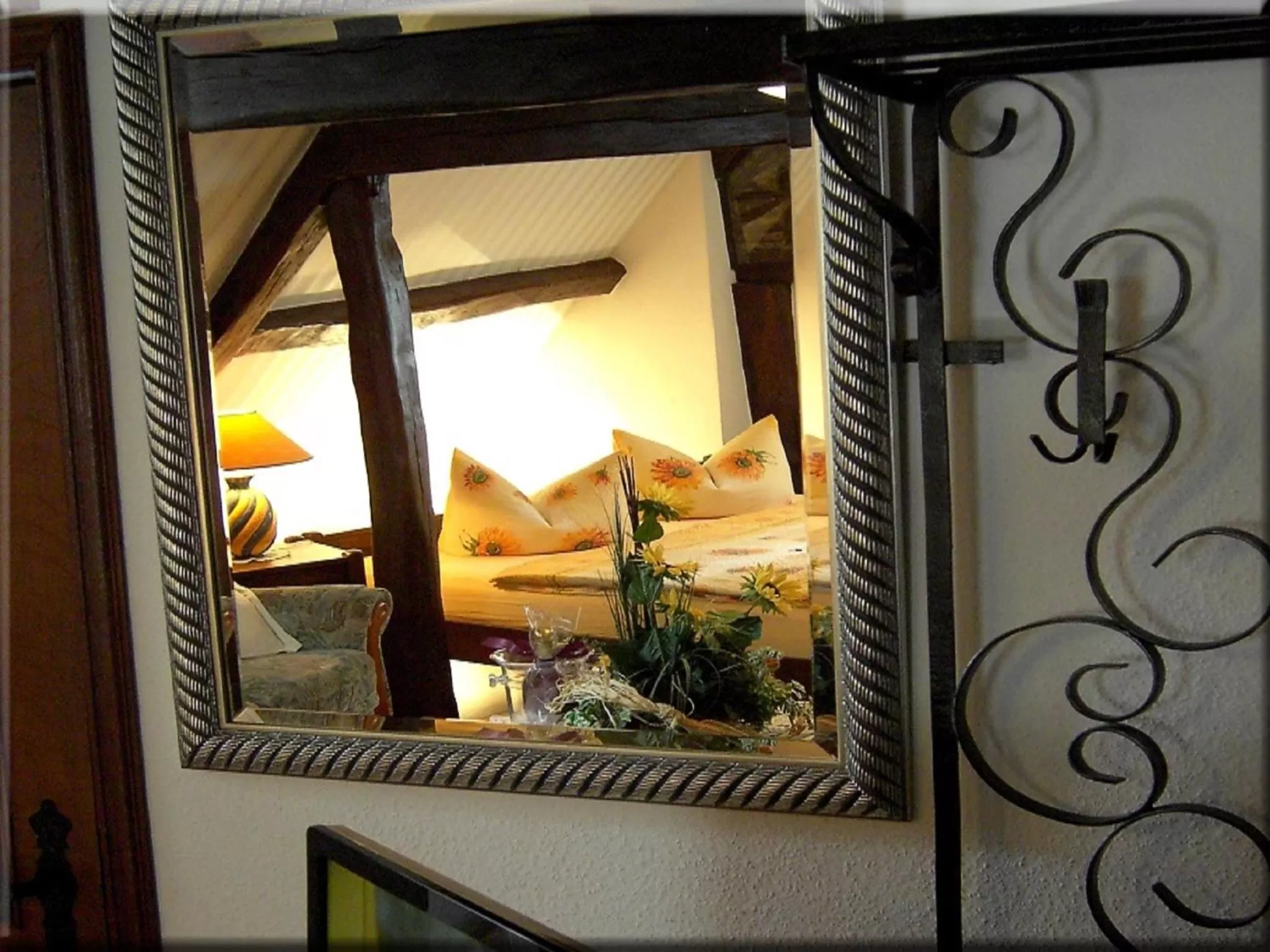 Photo of the whole room, Bed in Hotel Graf Rolshausen