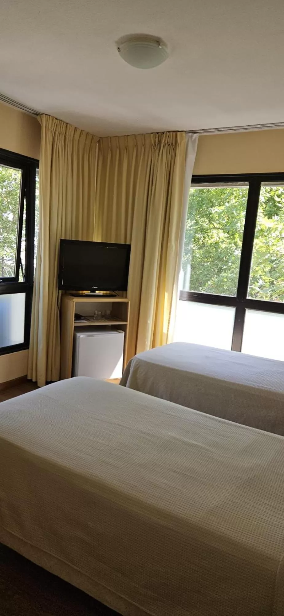 Photo of the whole room, Bed in Hotel Klee