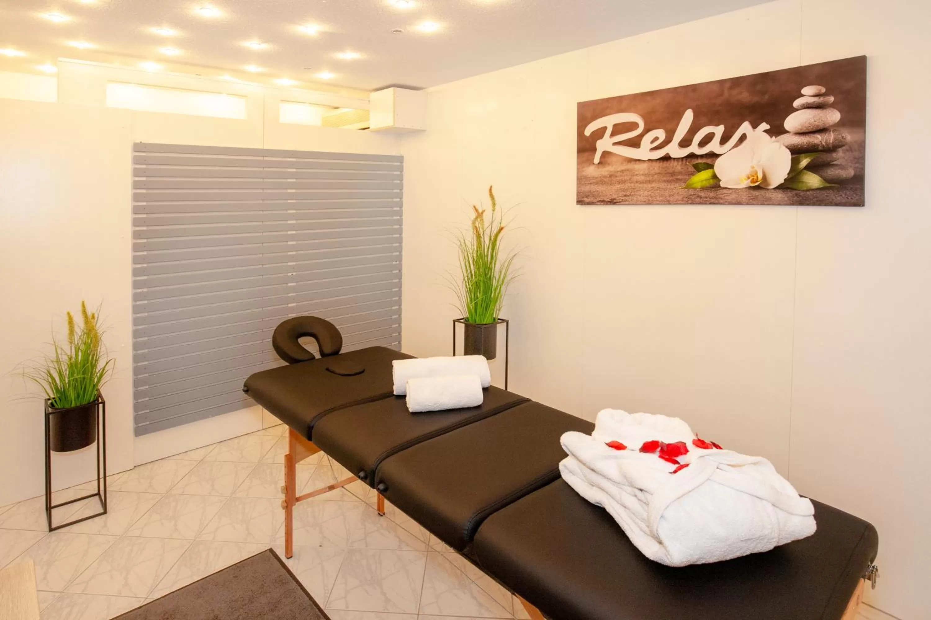 Spa and wellness centre/facilities in Relax Hotel & SPA Stuttgart