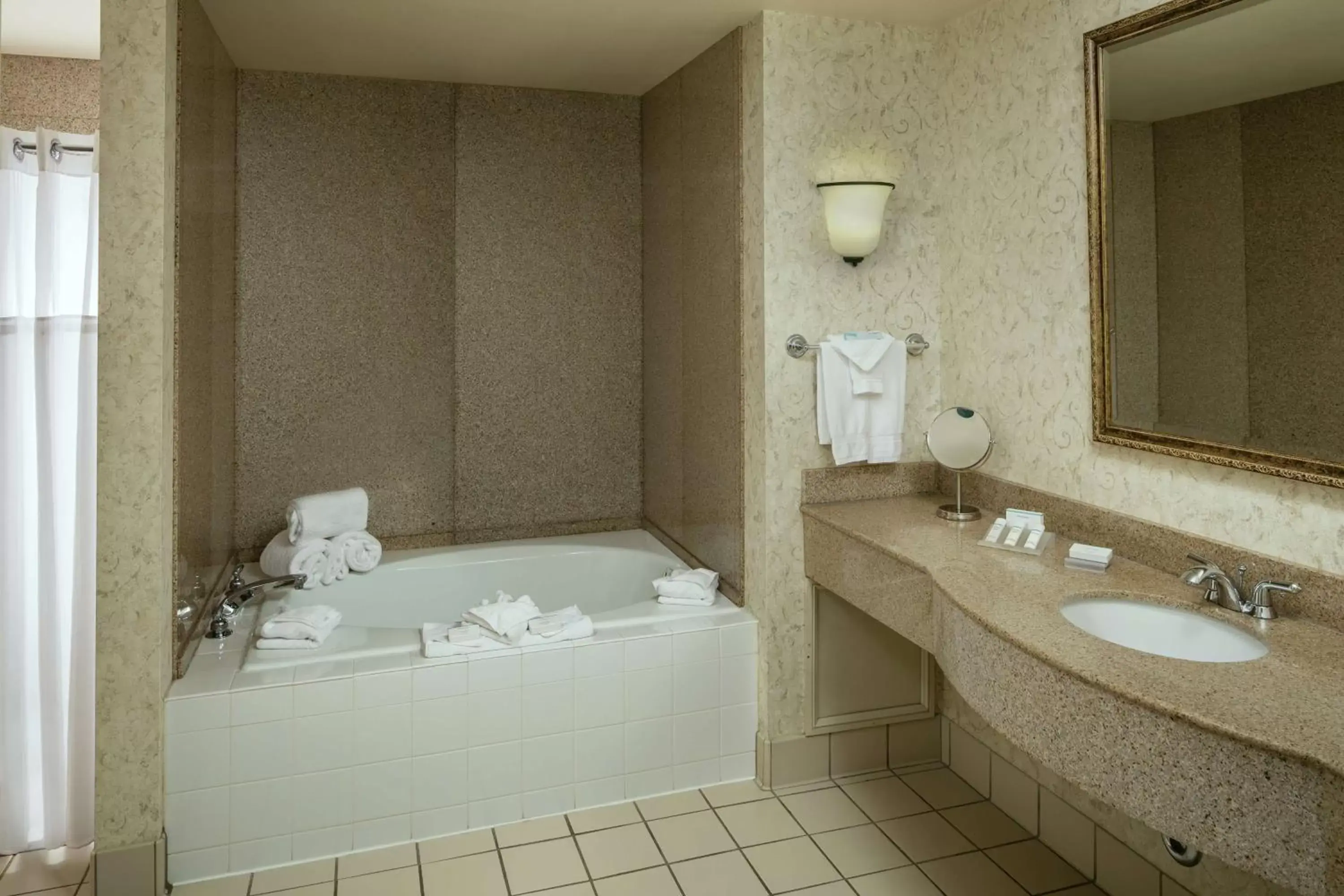 Bathroom in Hilton Garden Inn Corvallis