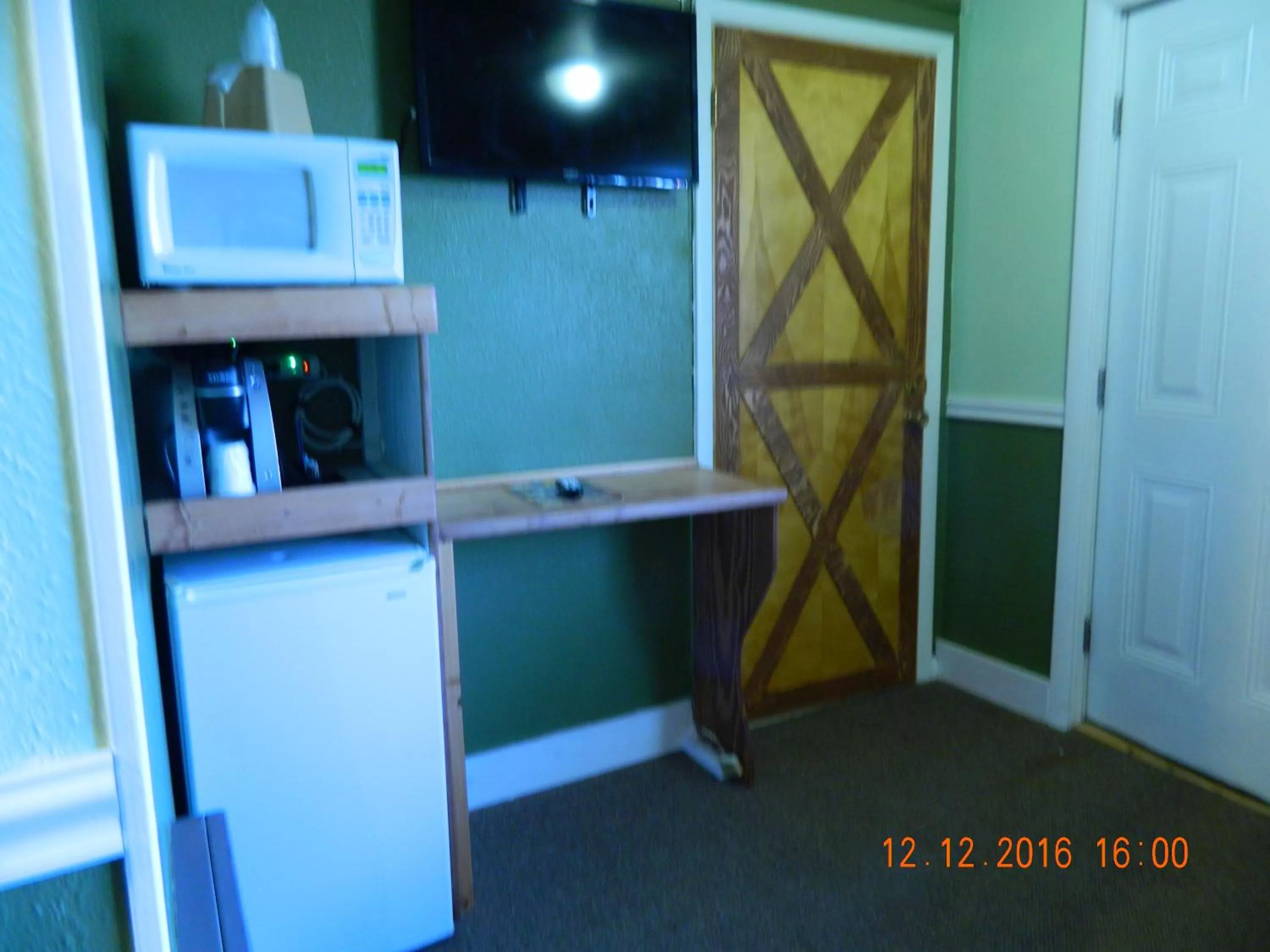 Decorative detail in Country Motor Inn