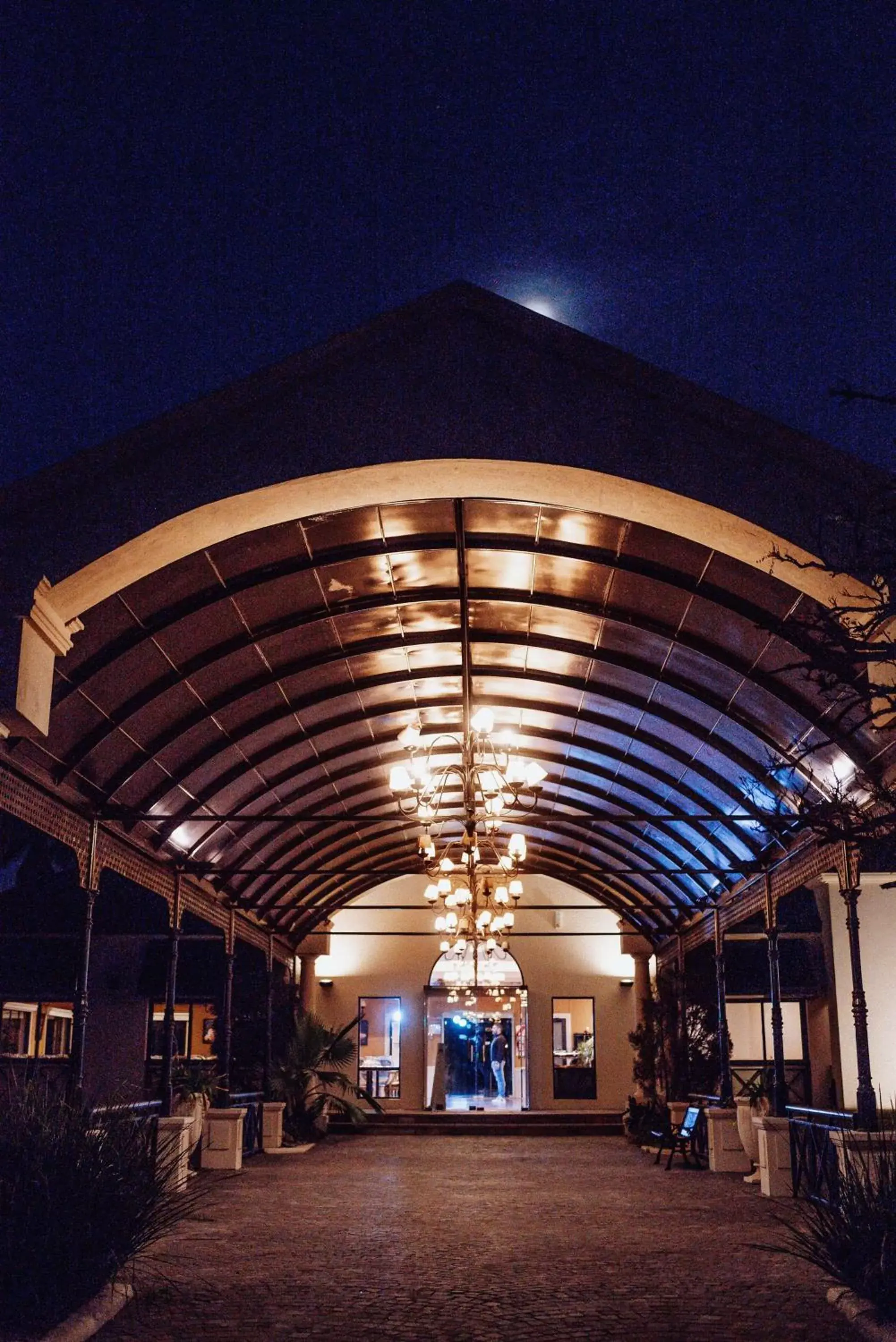 Restaurant/places to eat in Hilton Pilar Restaurant/places to eat in Hilton Pilar
