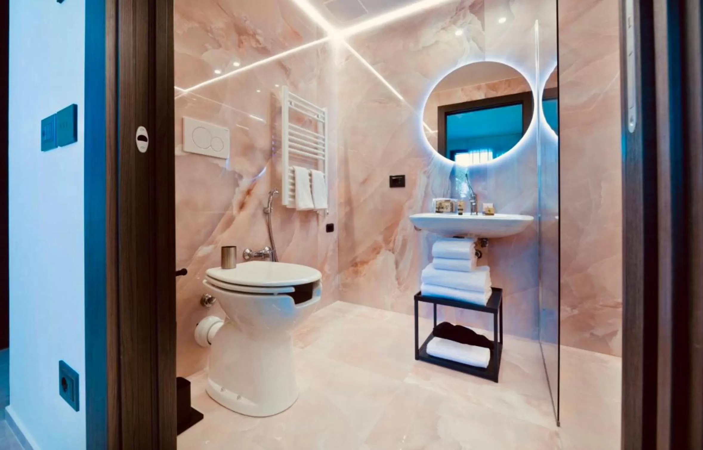 Shower in Boutique Hotel Sirmione