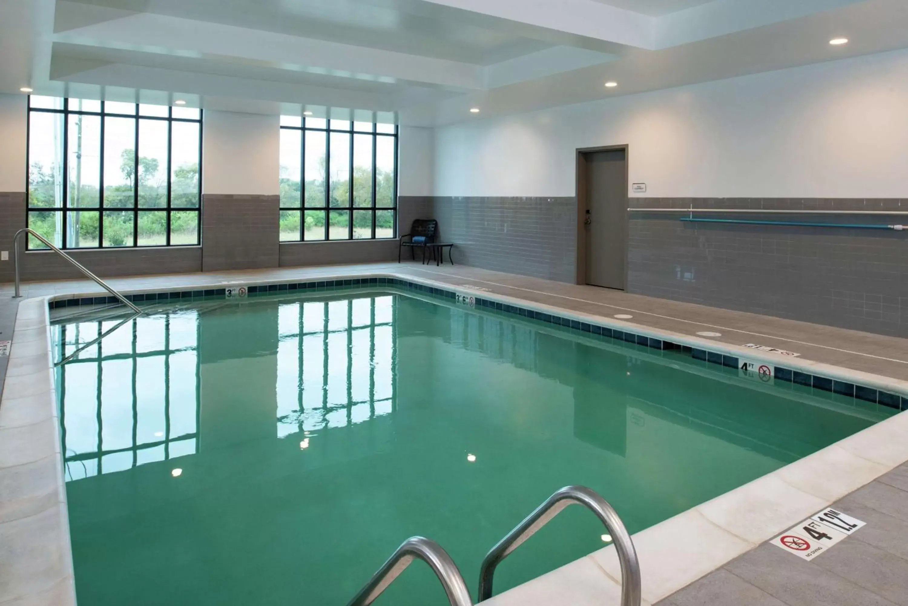 Pool view, Swimming Pool in Hilton Garden Inn Gallatin