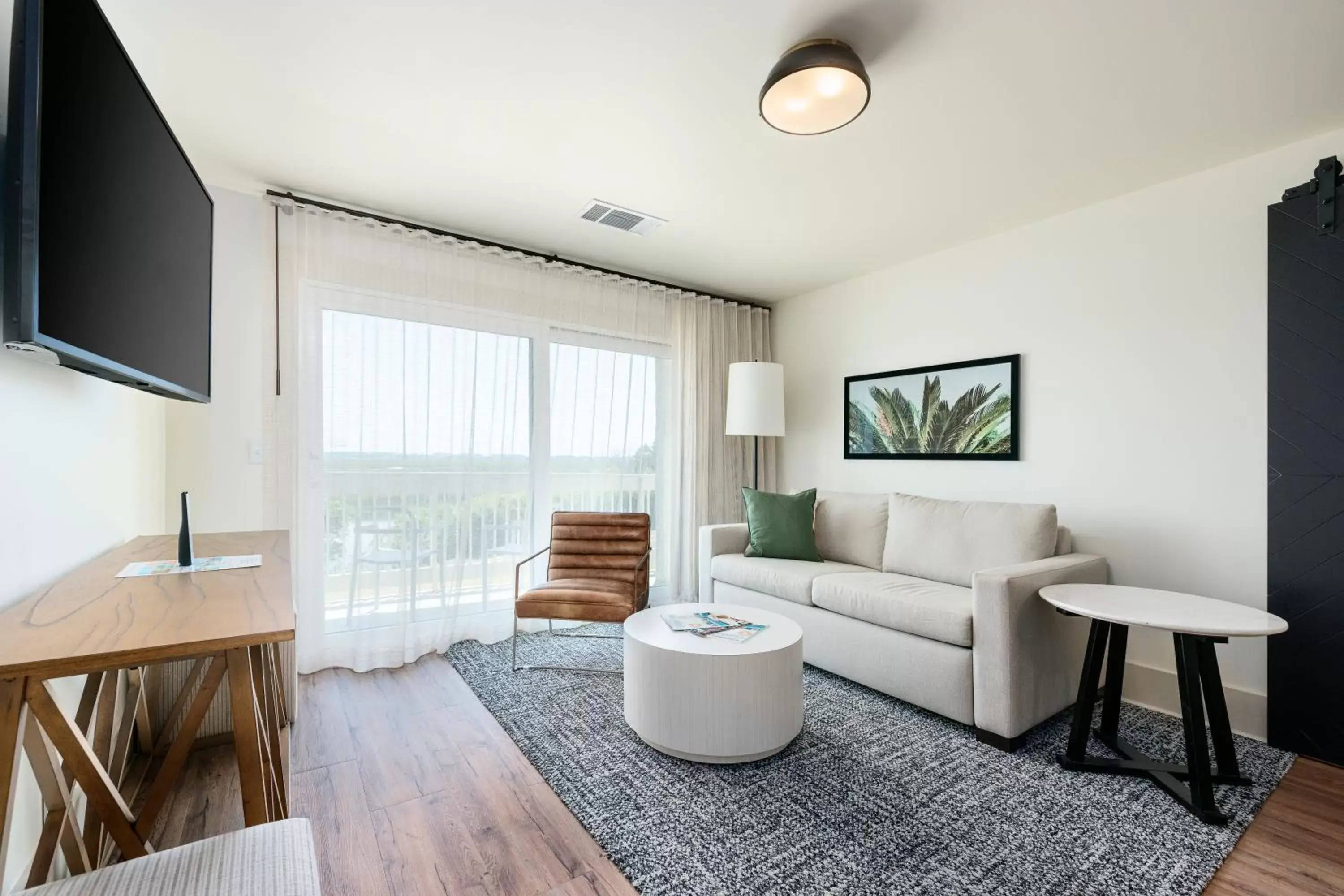 Living room, Seating Area in Sea Palms Resort