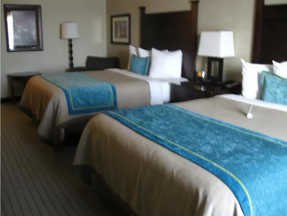 Bed in Little Missouri Inn & Suites Watford City