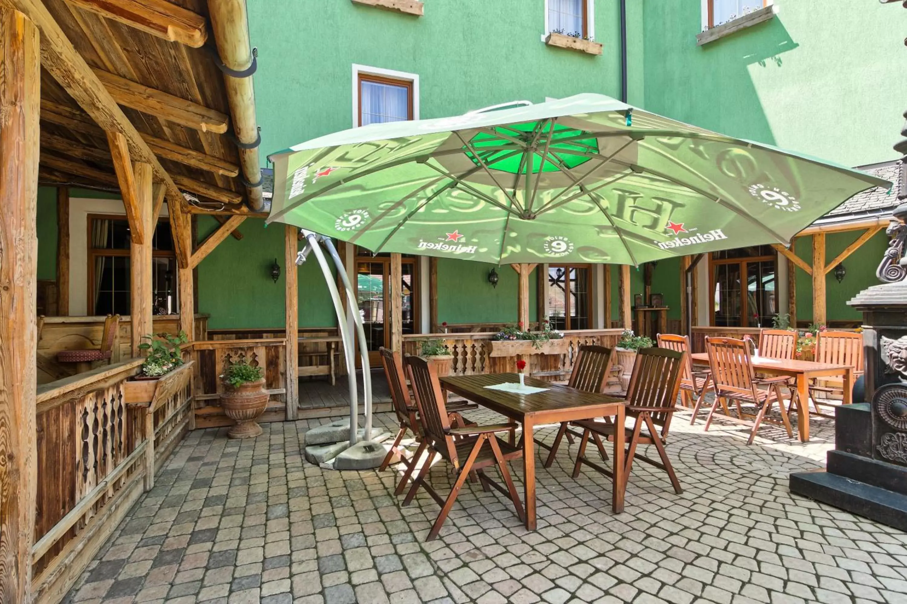 Balcony/Terrace, Restaurant/Places to Eat in Mercure Sighisoara Binderbubi Hotel & Spa