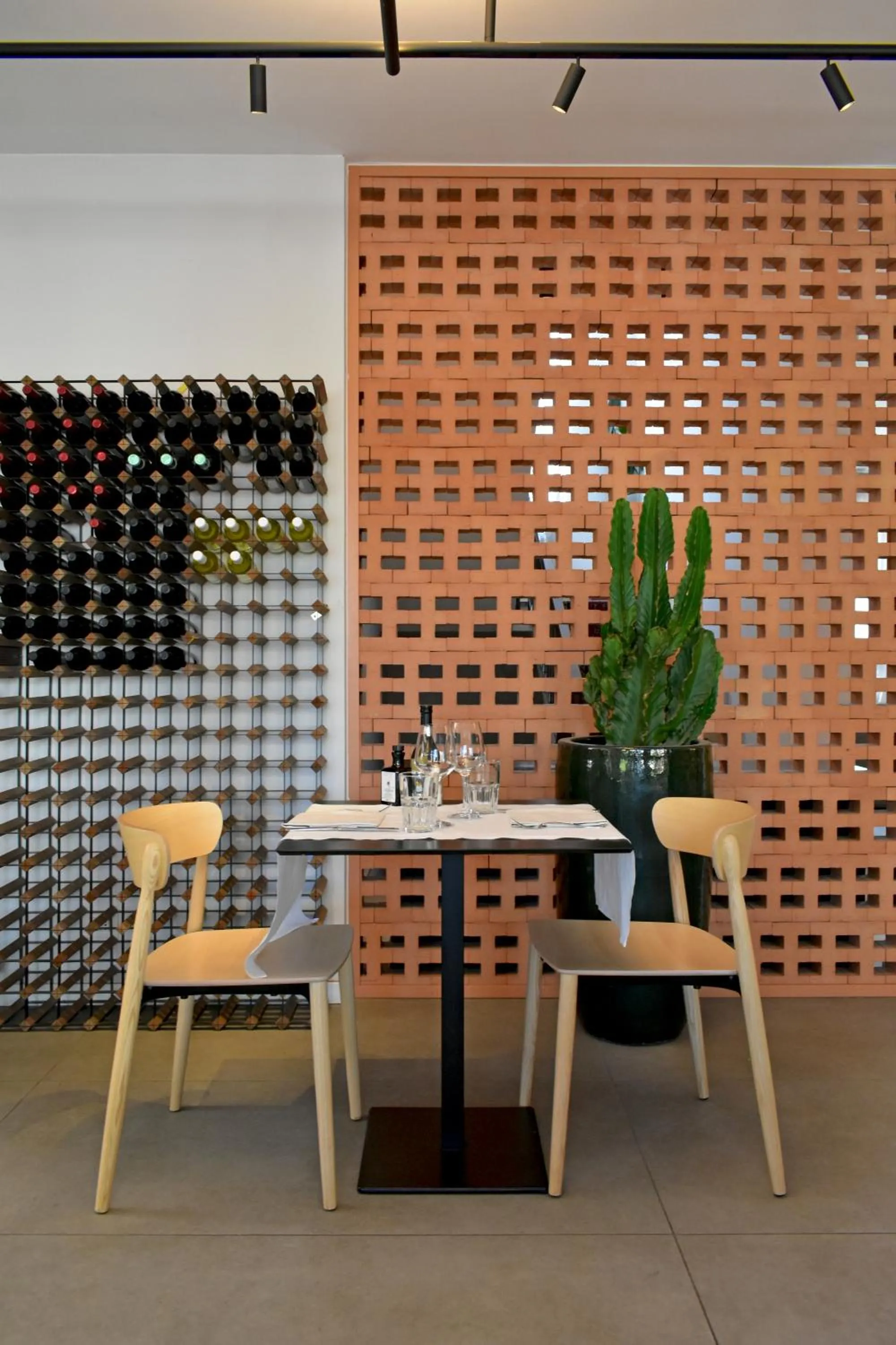 Restaurant/places to eat in Hotel Marolda