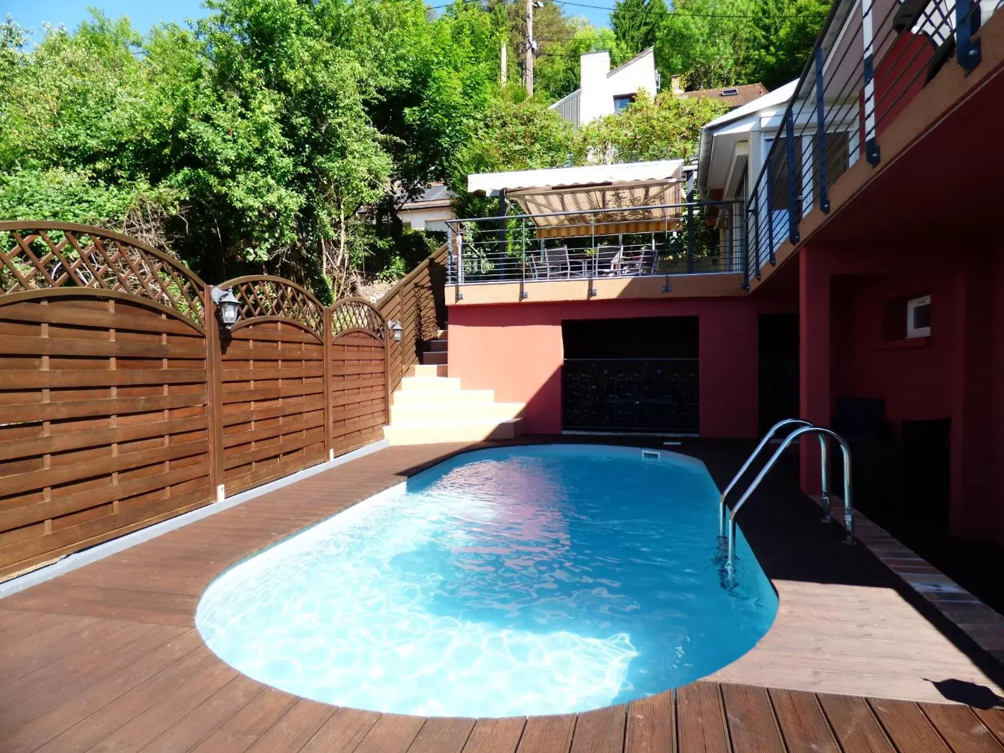 Pool view, Swimming Pool in La Colline aux Yeux Doubs