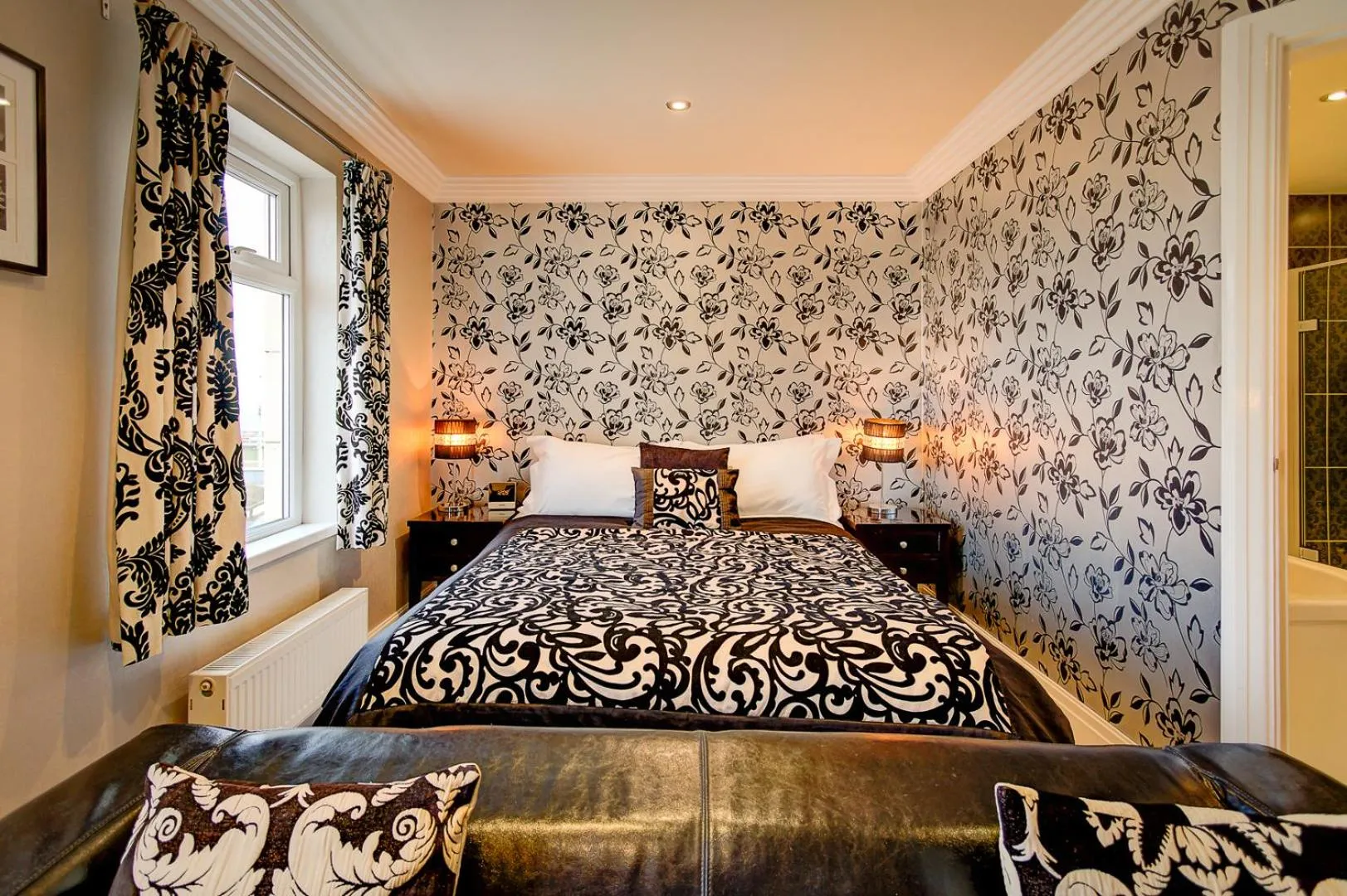 Bedroom, Bed in Number One South Beach