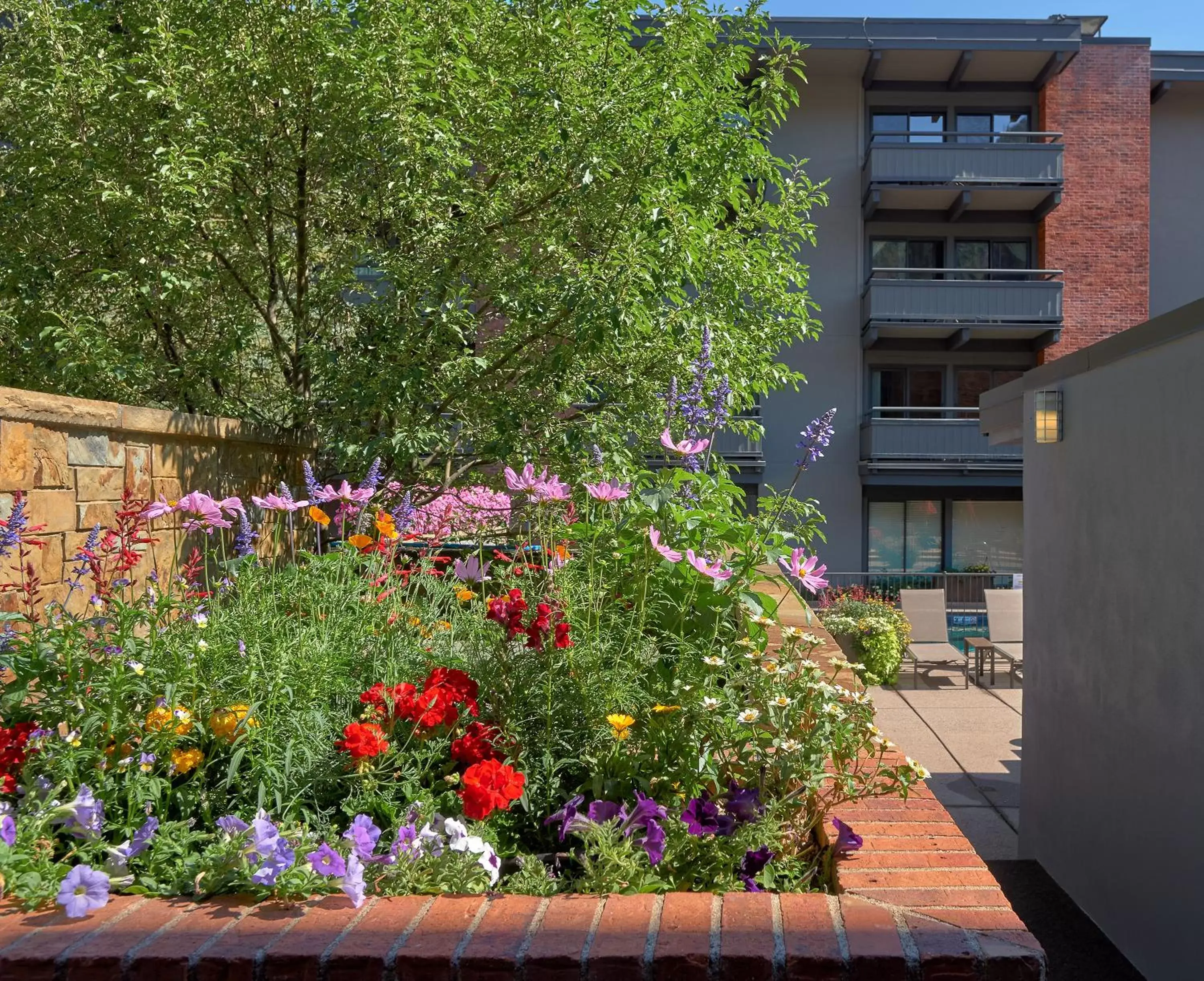 Decorative detail, Property Building in Aspen Square Condominium Hotel