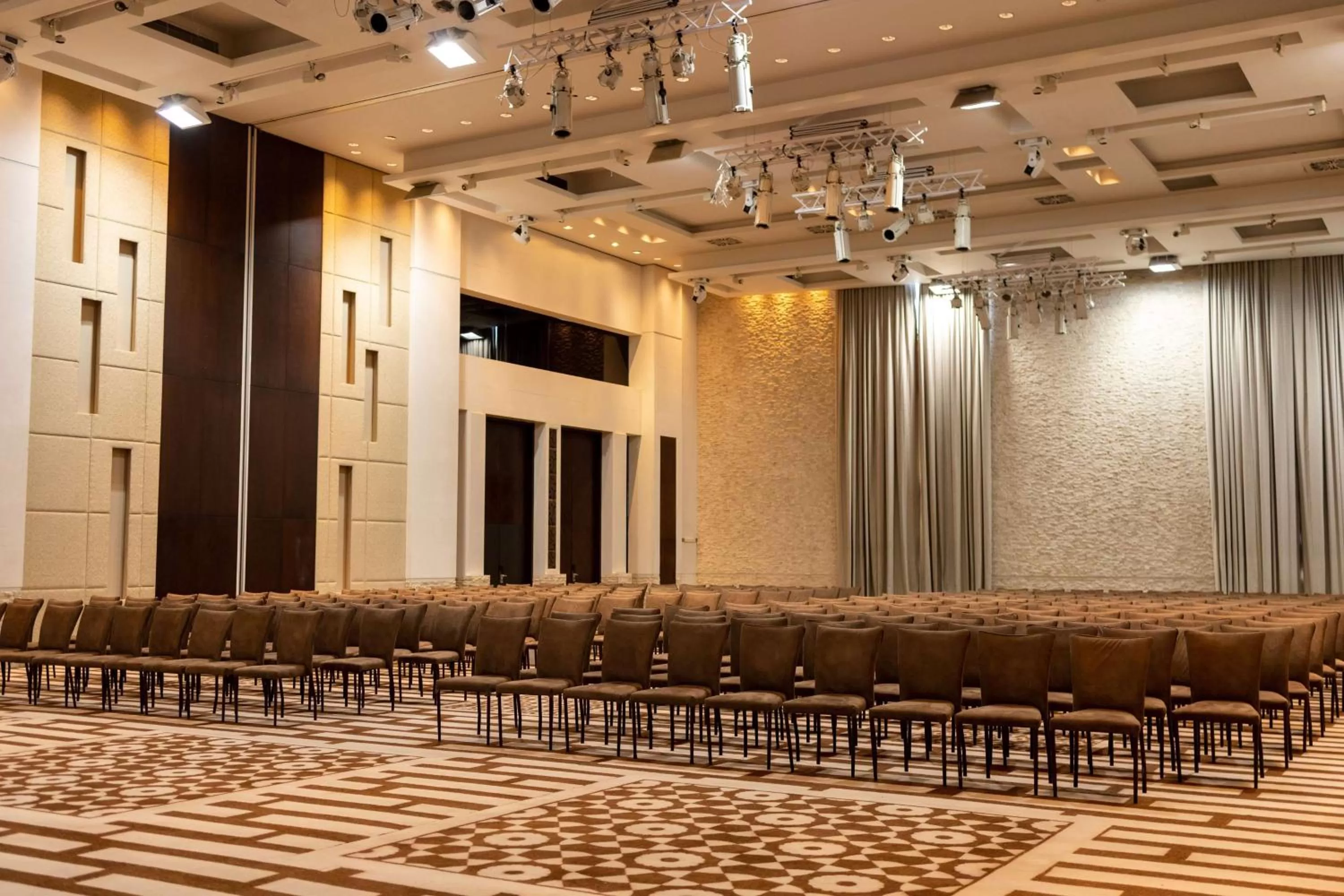 Meeting/conference room in Hyatt Regency Dushanbe