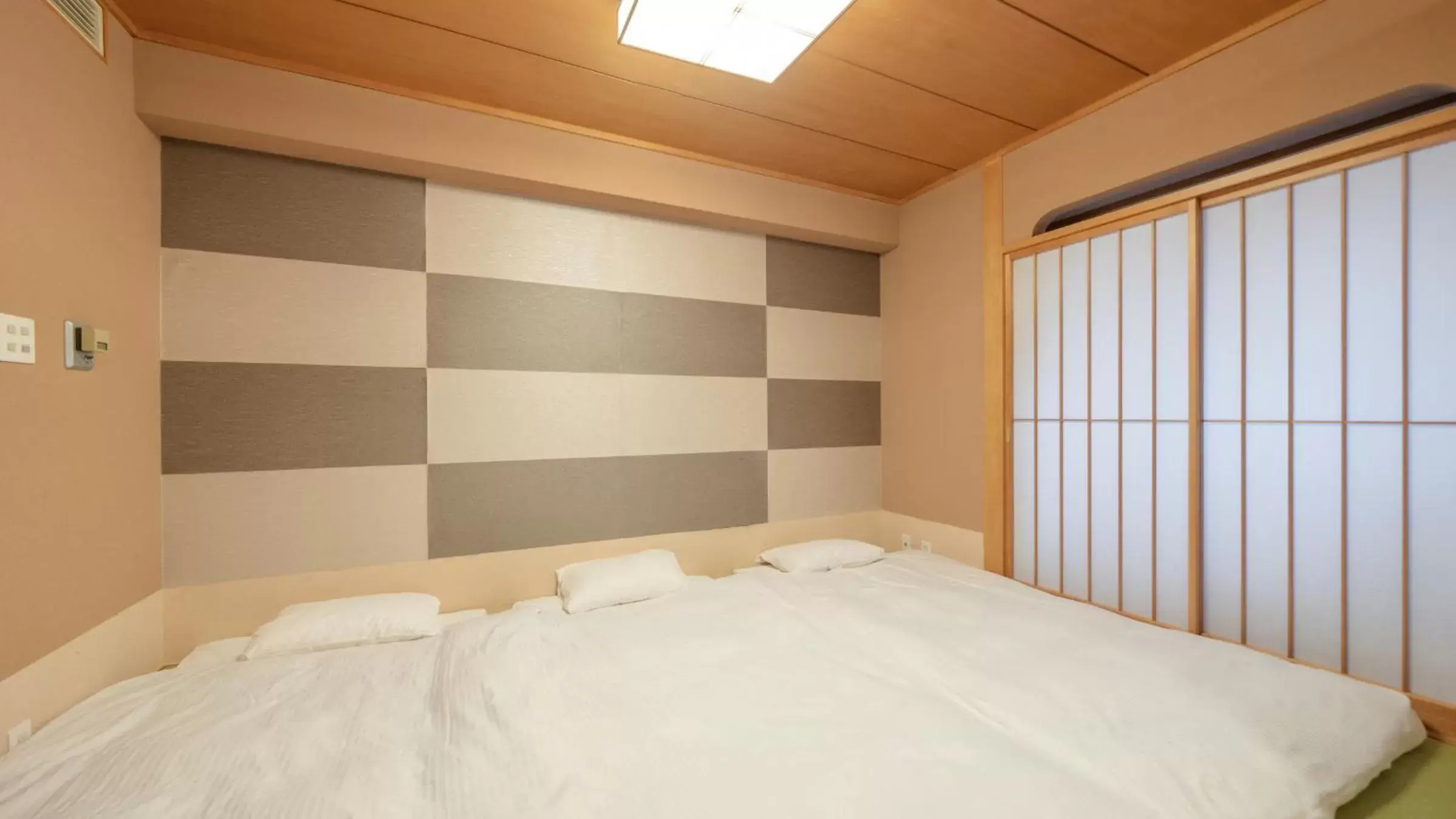 Bedroom, Bed in New Otani Inn Sapporo