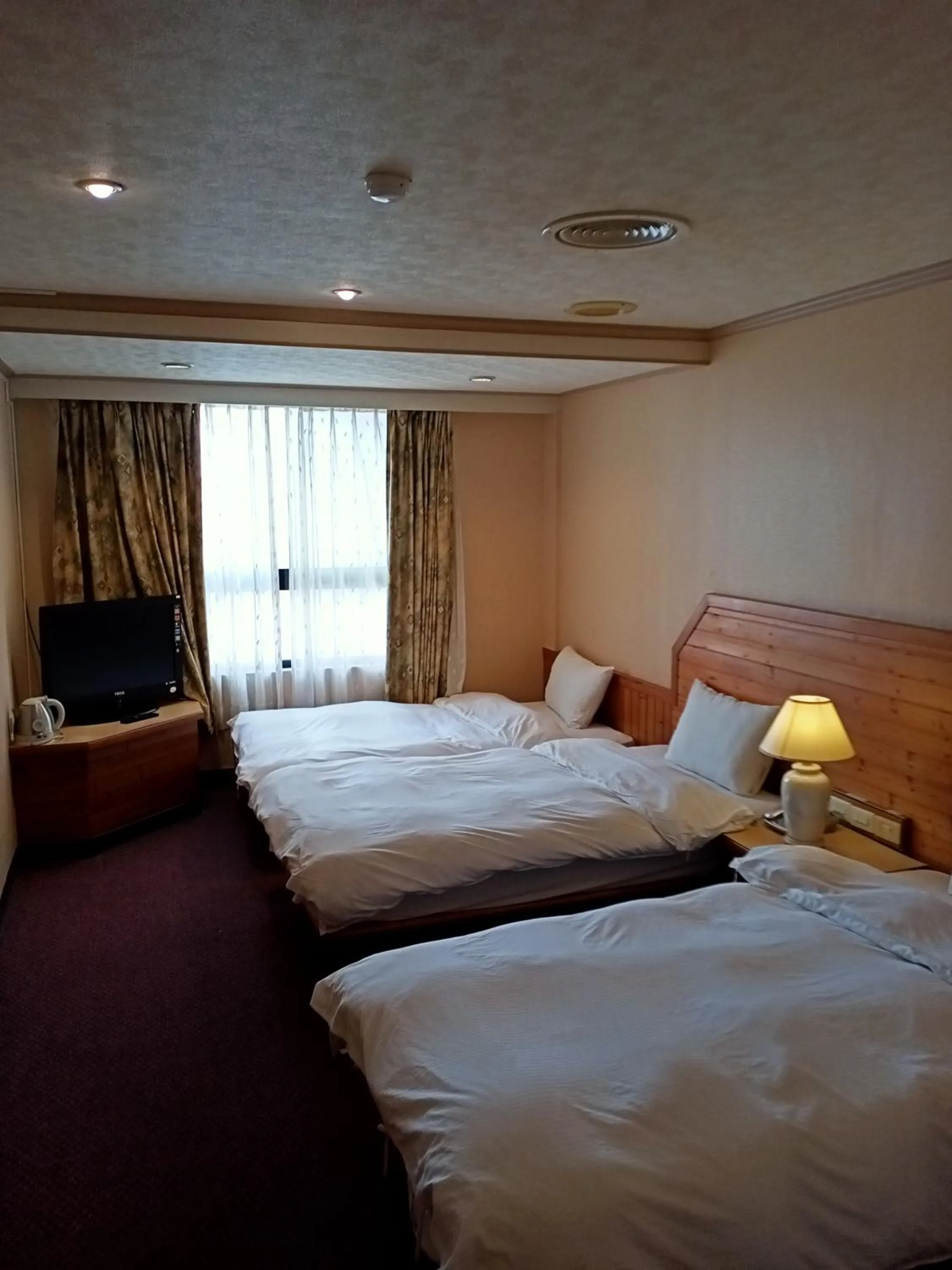 TV and multimedia, Bed in Chungli Business Hotel