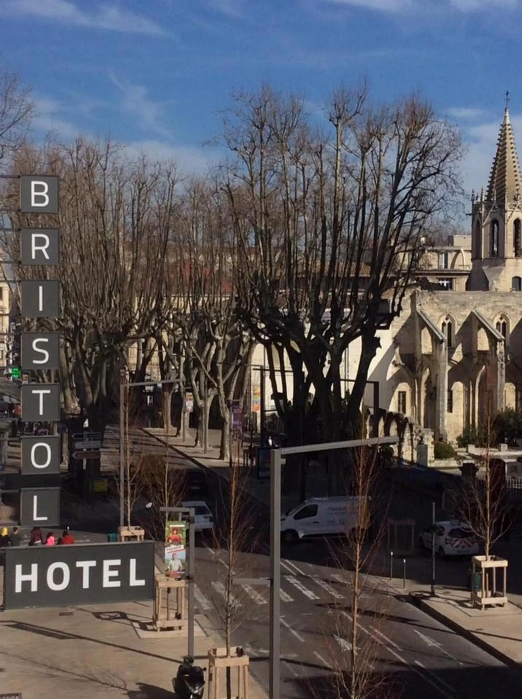 Street view, Property Building in Hôtel Le Bristol