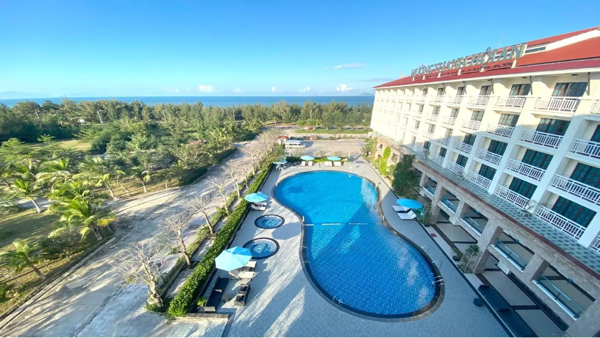 Day, Pool View in Muong Thanh Holiday Hoi An Hotel