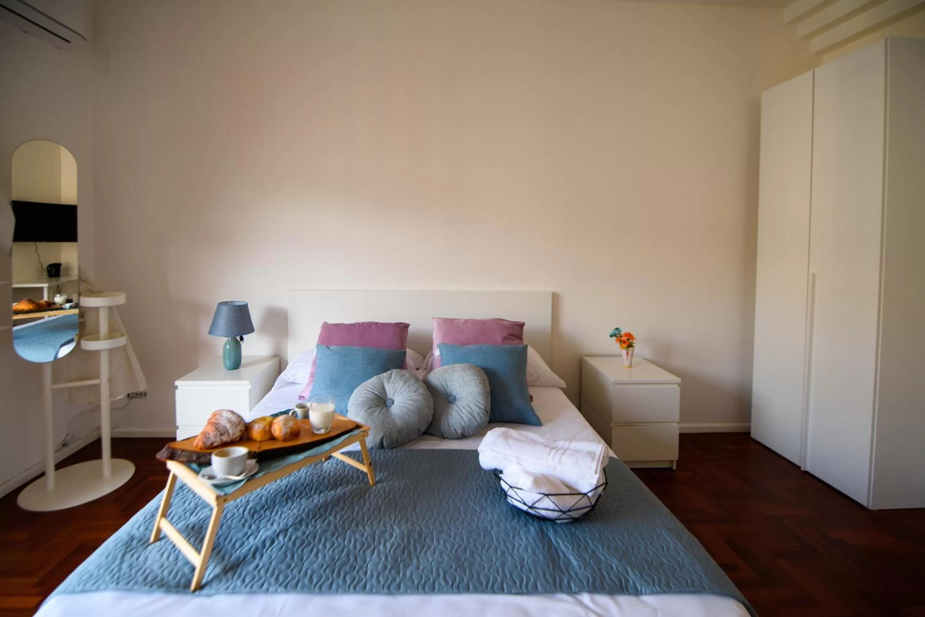 Bed in Sallù Boutique