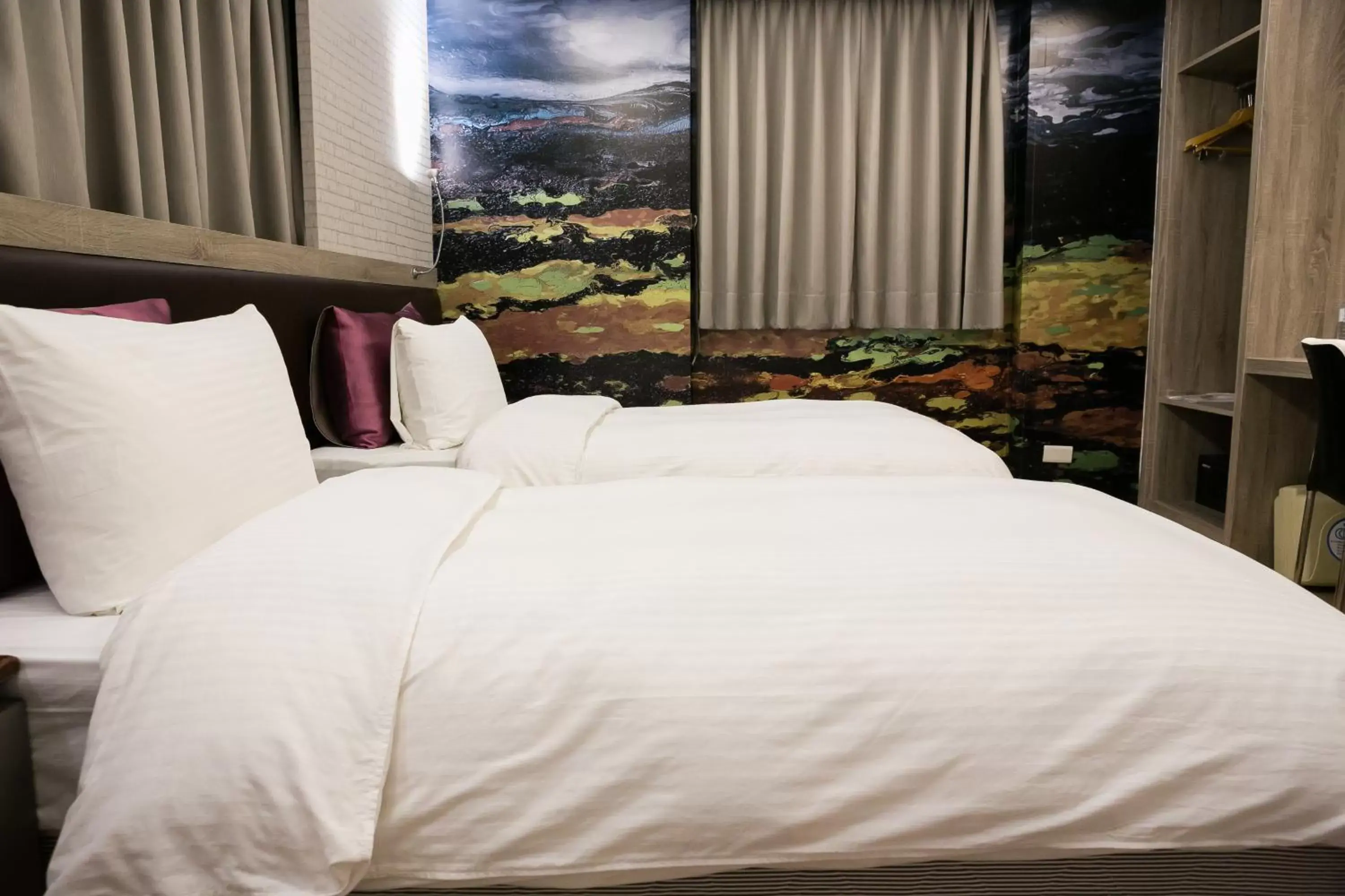 Photo of the whole room, Bed in Yuhao Hotel - Hsinchu Branch