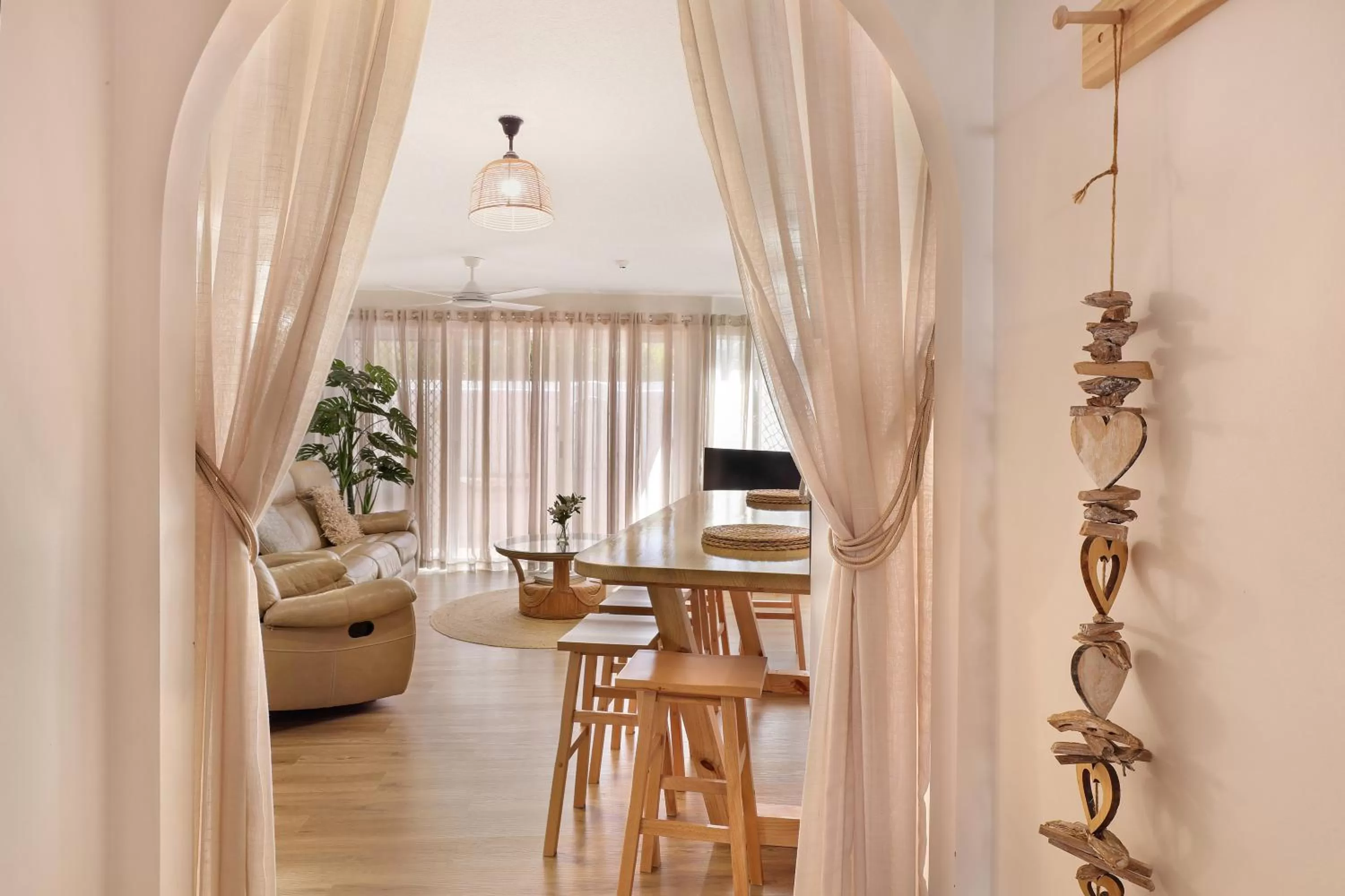 Facade/entrance in Beachside Resort Kawana Waters