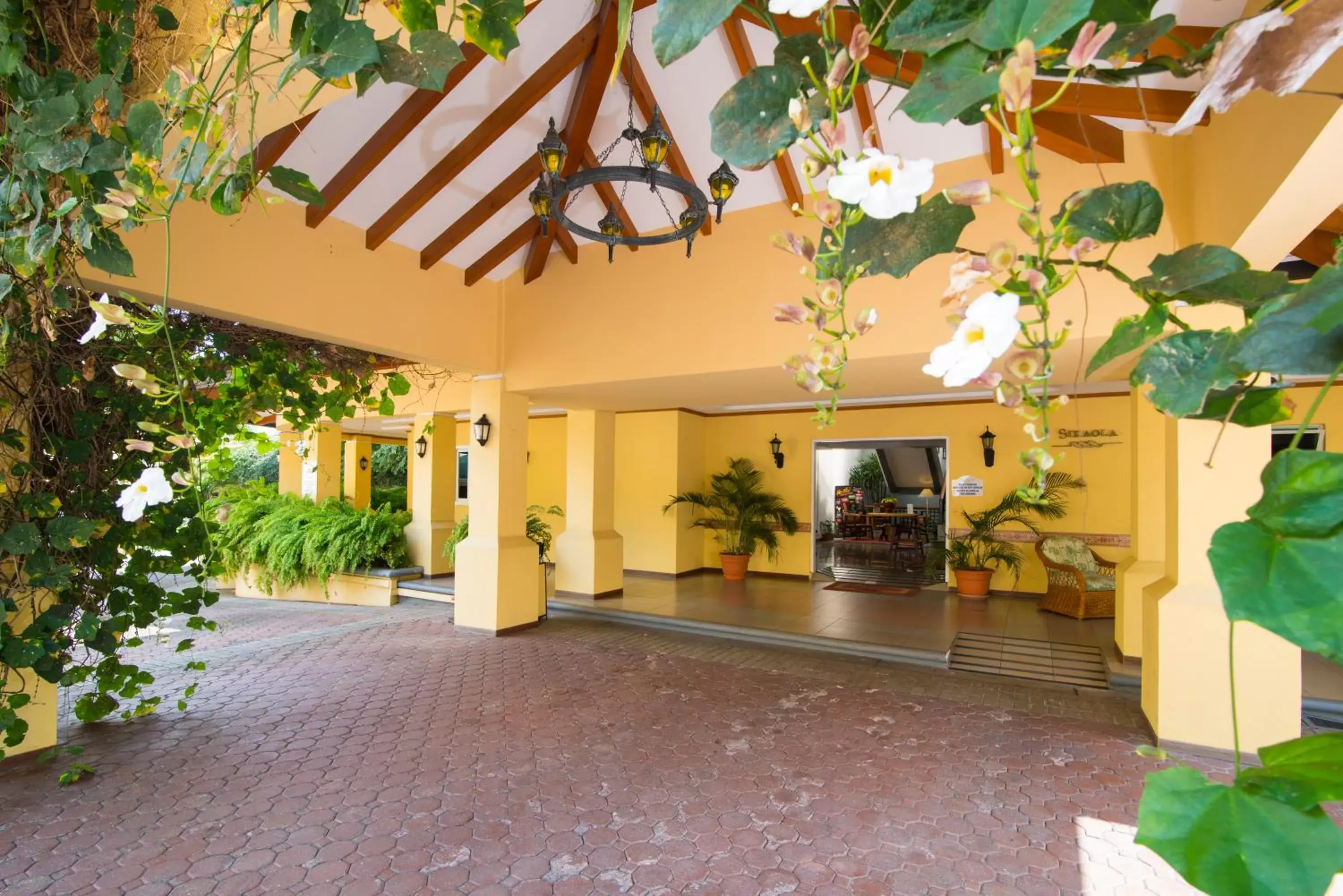 Lobby or reception in Apartotel & Suites Villas del Rio