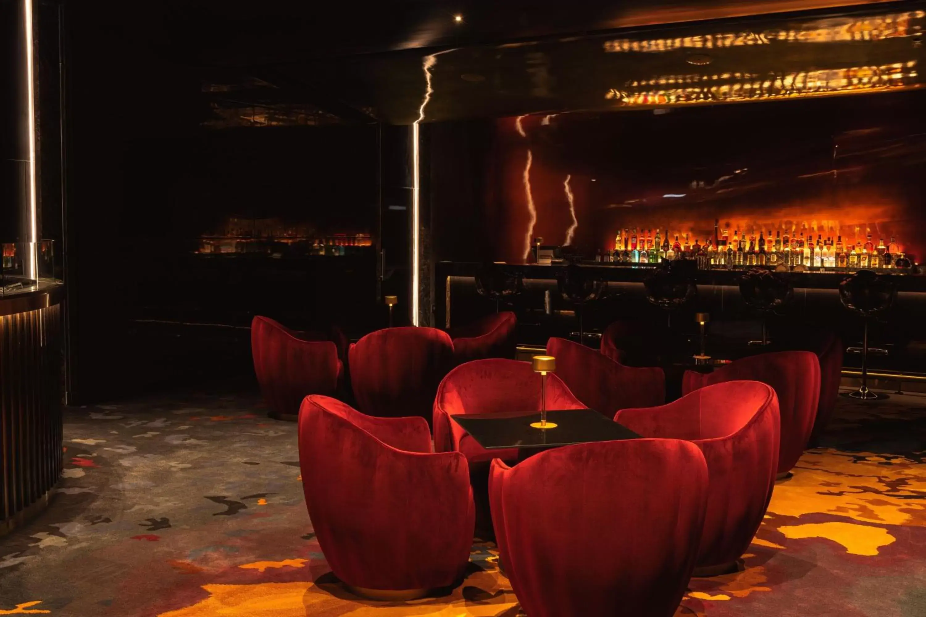 Lounge or bar, Lounge/Bar in W Dubai - The Palm