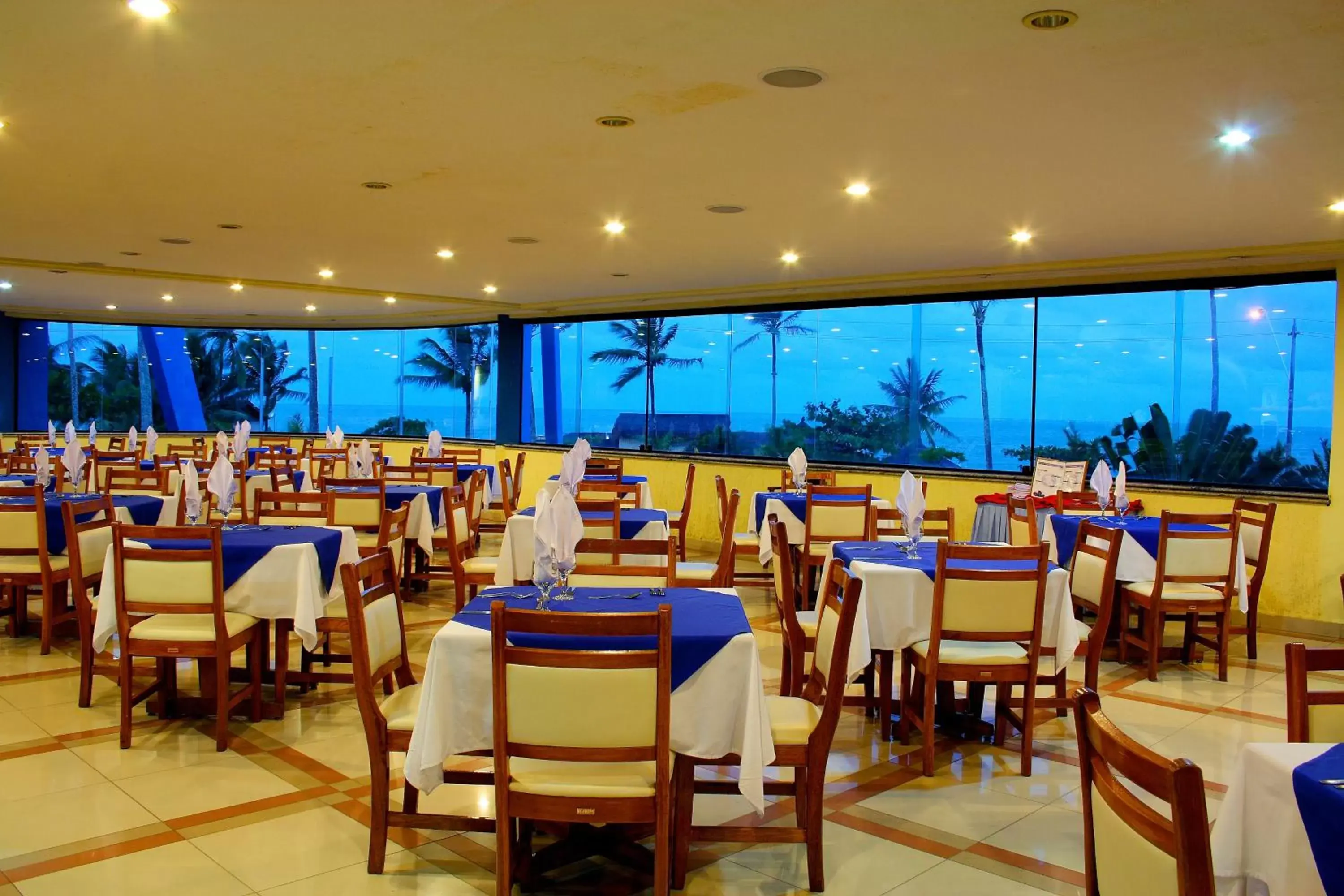 Restaurant/places to eat in Sueds Plaza Restaurant/places to eat in Sueds Plaza