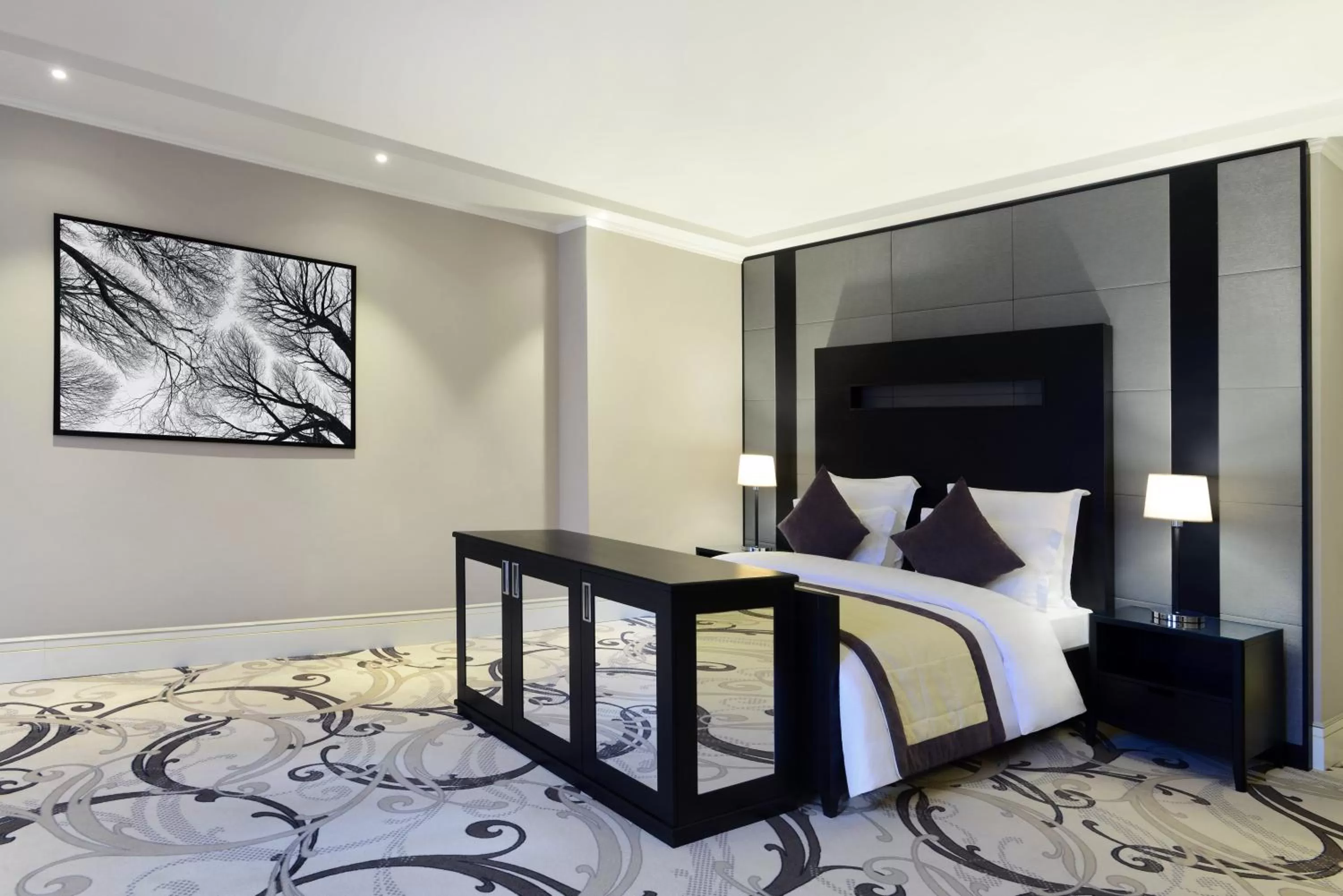 Bedroom, Bed in Ambassadori Tbilisi Hotel