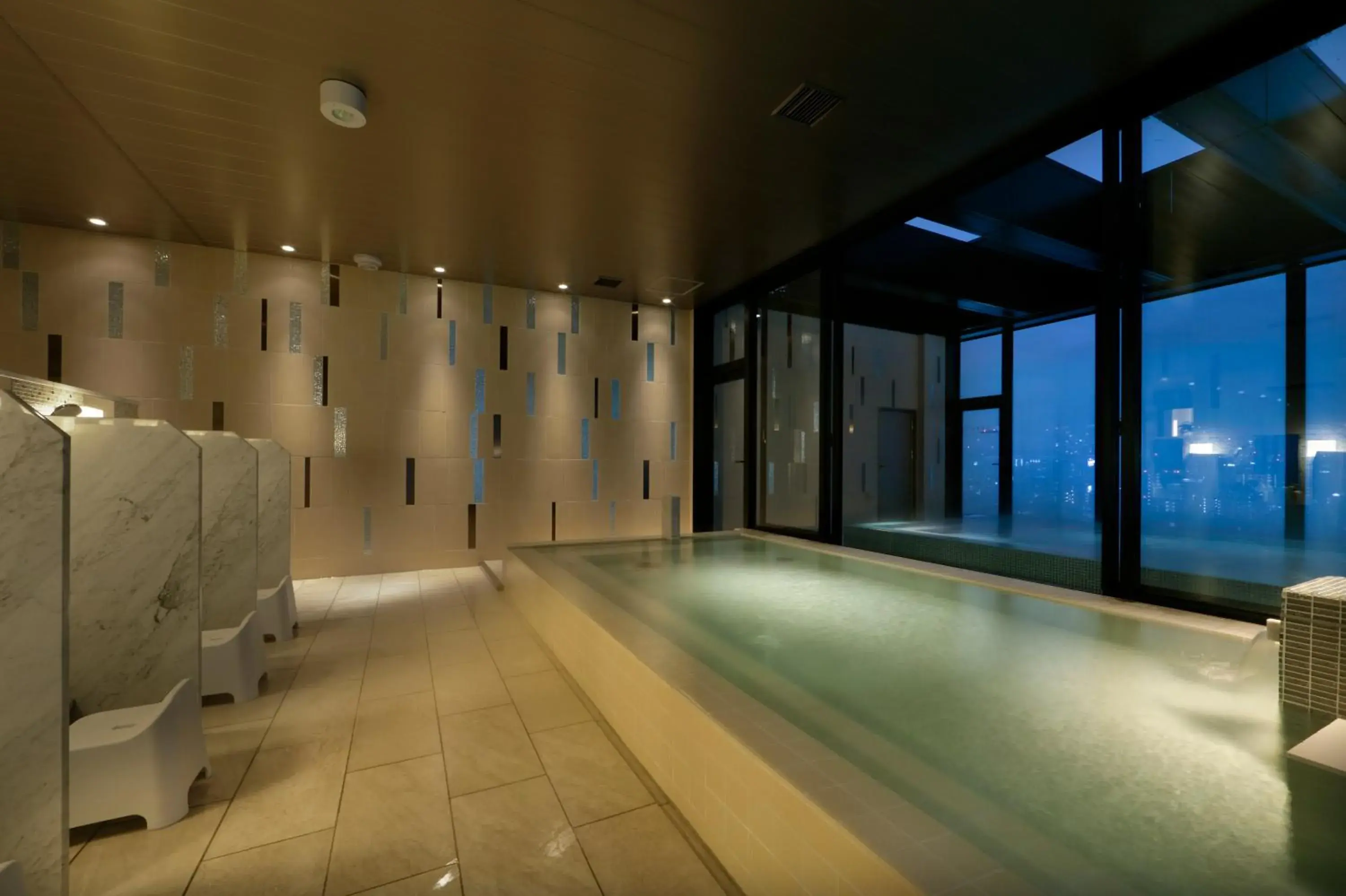 Open Air Bath, Bathroom in Candeo Hotels Tokyo Roppongi
