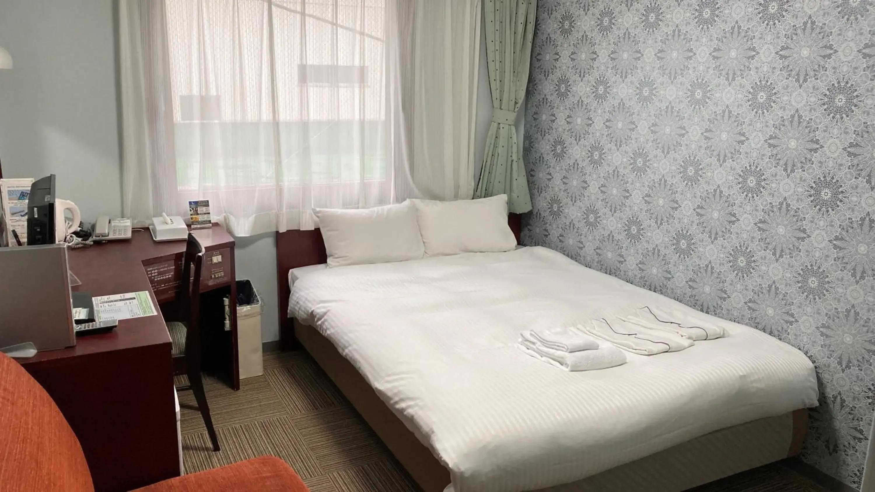 Photo of the whole room, Bed in Hotel Green Pacific Photo of the whole room, Bed in Hotel Green Pacific