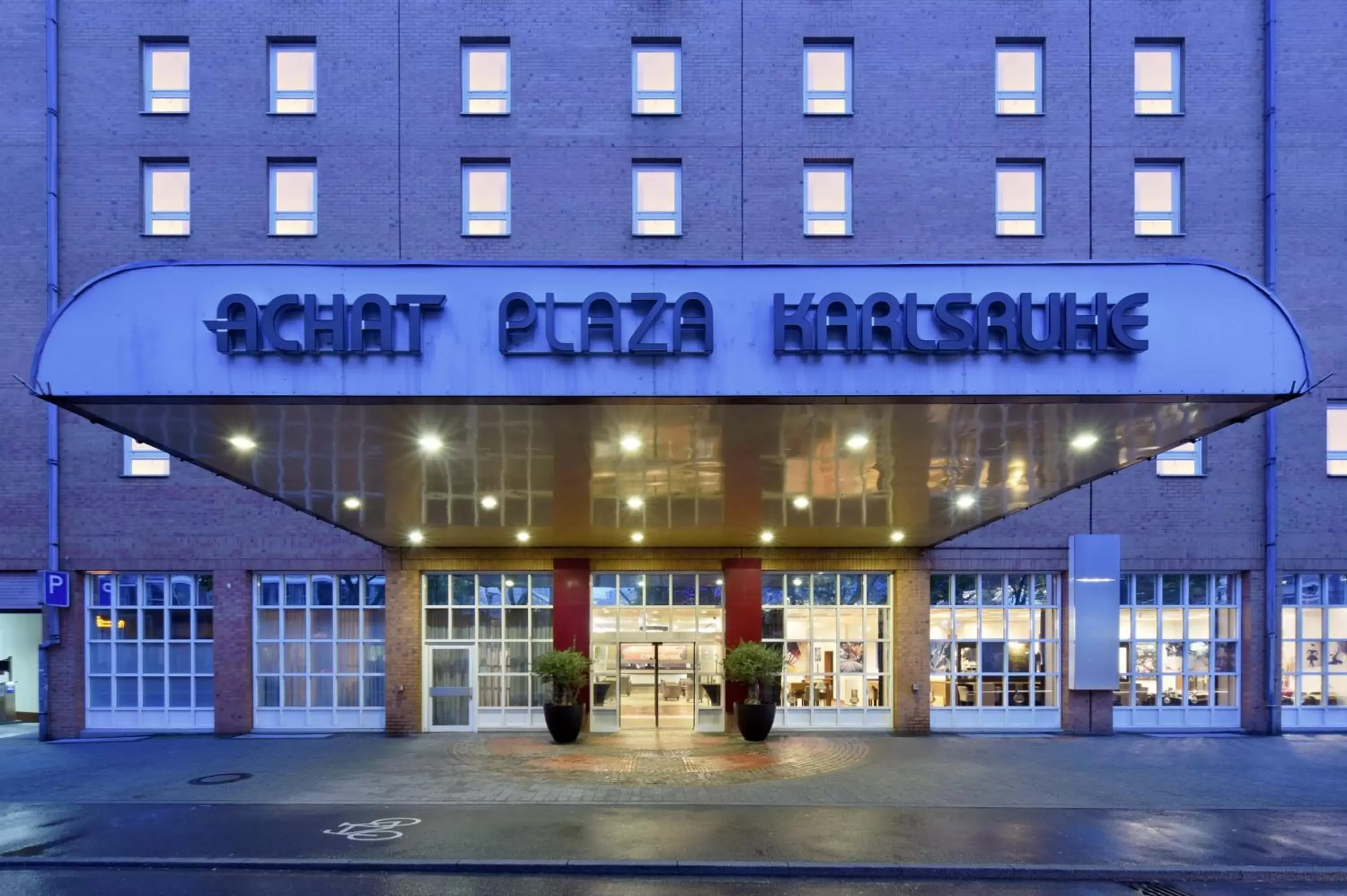 Facade/entrance in ACHAT Hotel Karlsruhe City