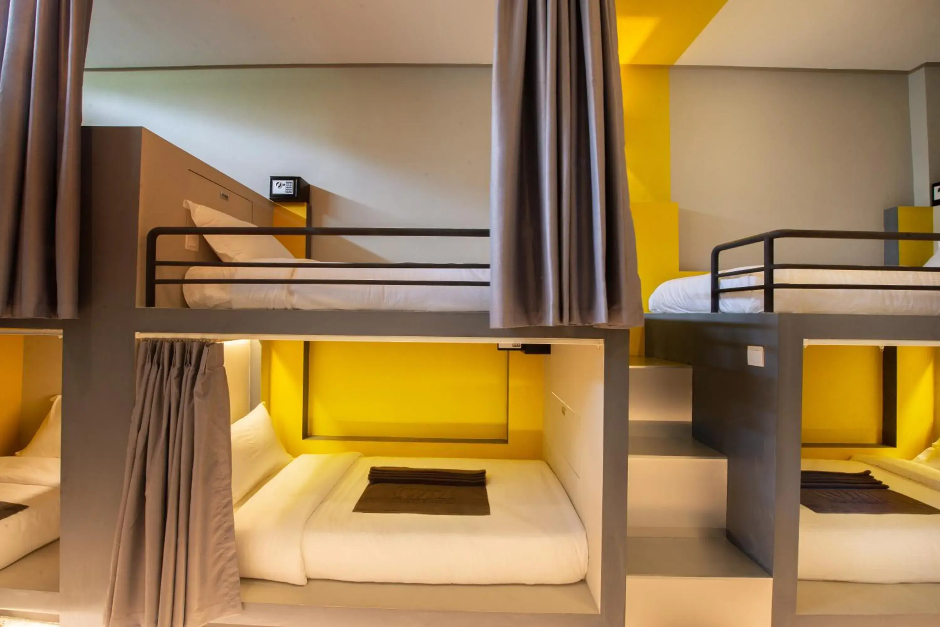 Bunk Bed in The Twizt - Lifestyle Hostel