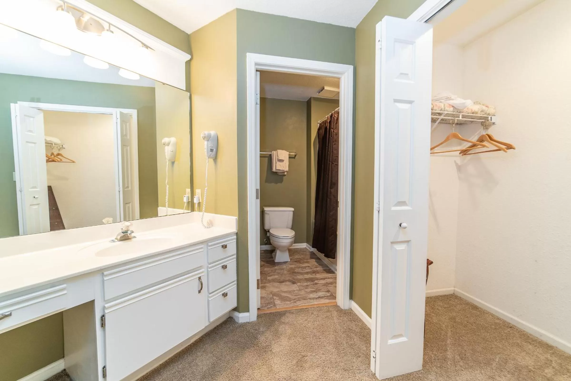 Bathroom in Pointe Royale Golf Resort