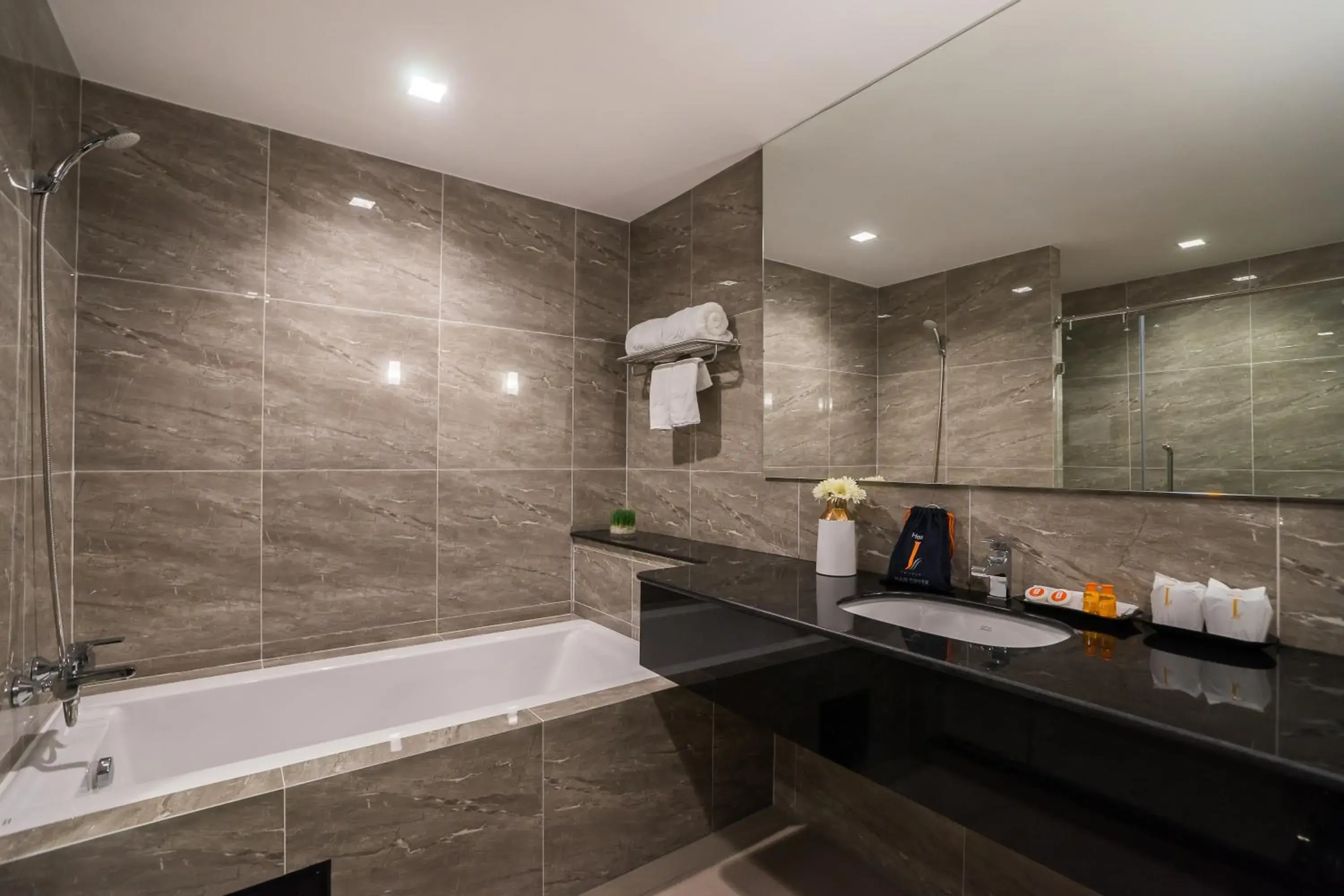 Bathroom in J Inspired Hotel Pattaya (SHA Plus)