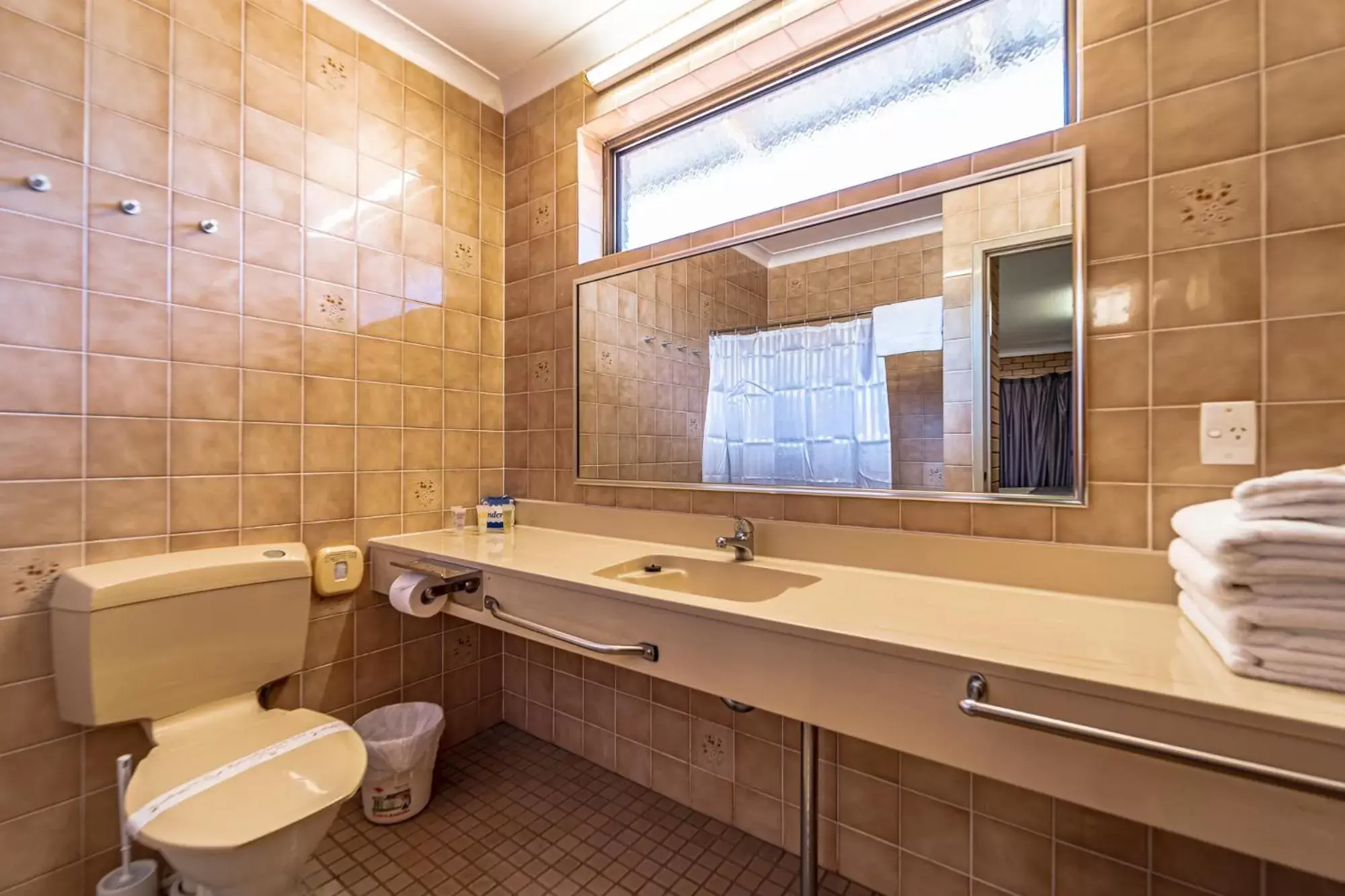 Property building in Carnarvon Motel Property building in Carnarvon Motel