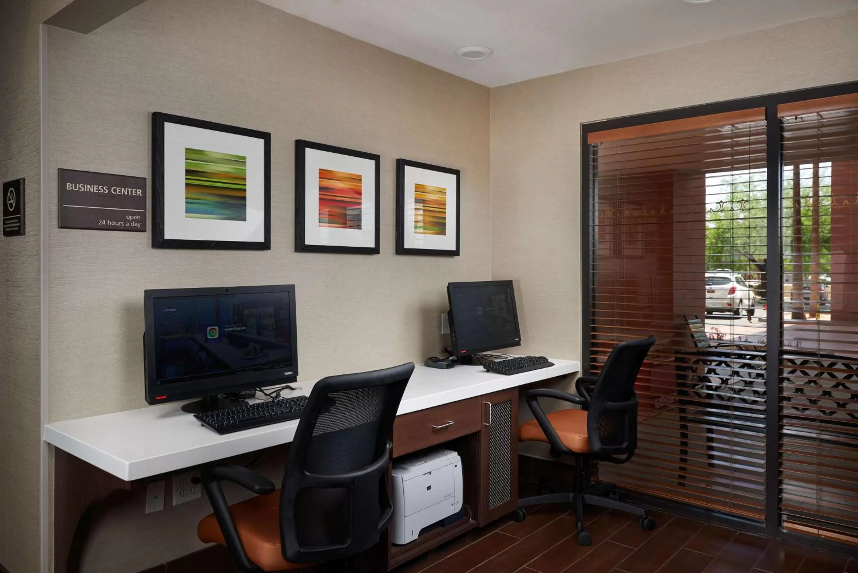 Business facilities in Hampton Inn Glendale-Peoria