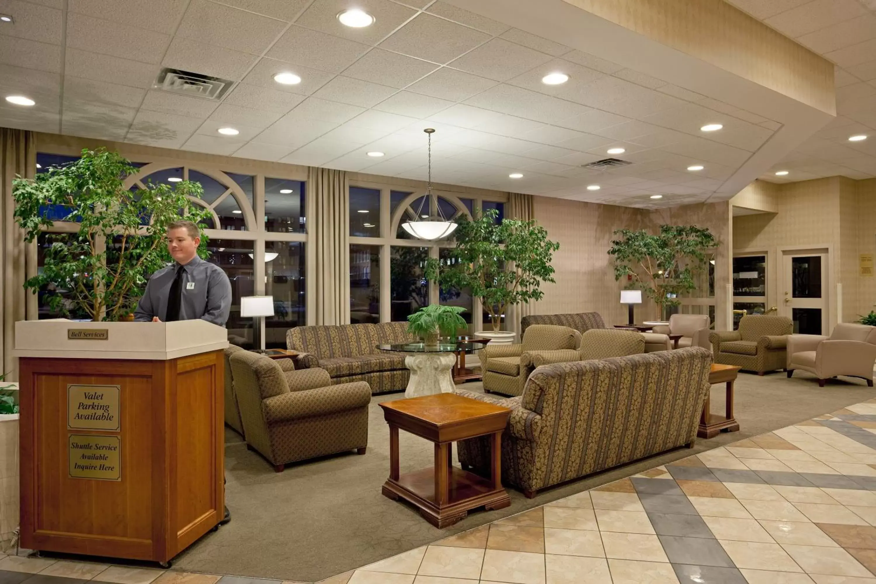 Lobby or reception, Lobby/Reception in Holiday Inn Portland-By the Bay, an IHG Hotel