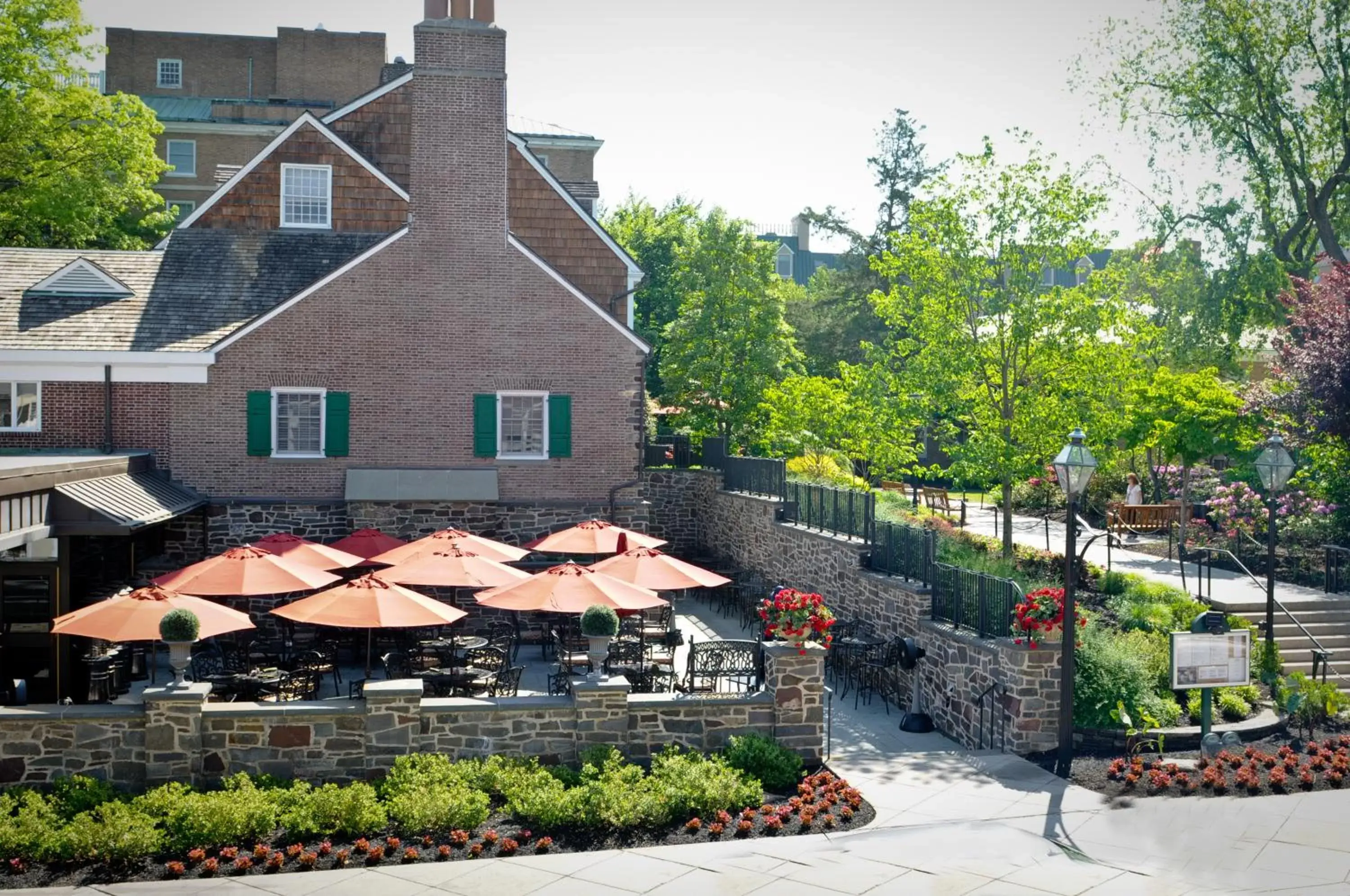 Property building, Bird's-eye View in Nassau Inn