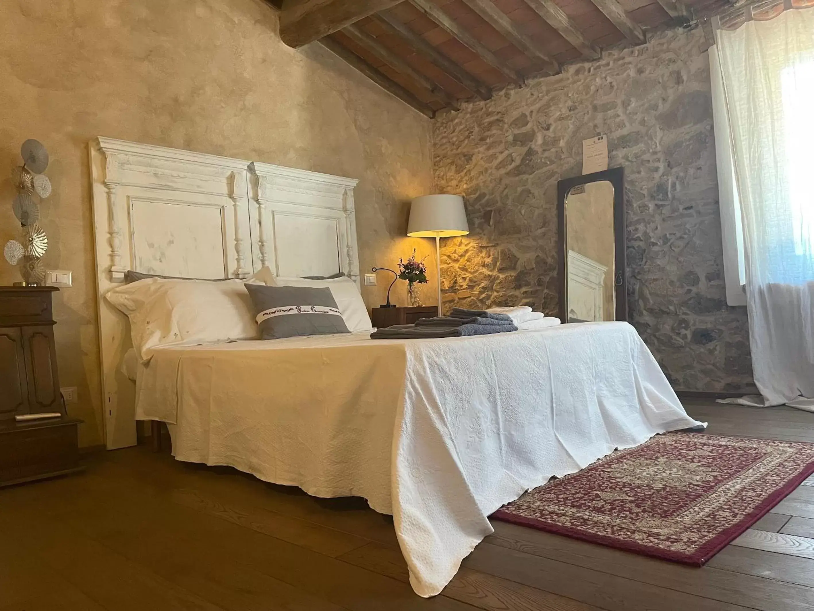 Bed in B&B Podere Camaiano