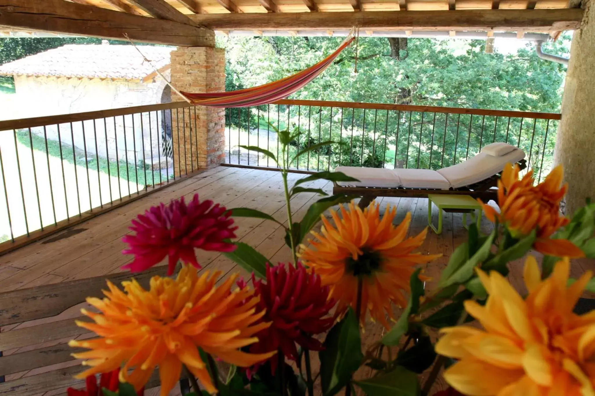 Patio in Domaine Le Castelet