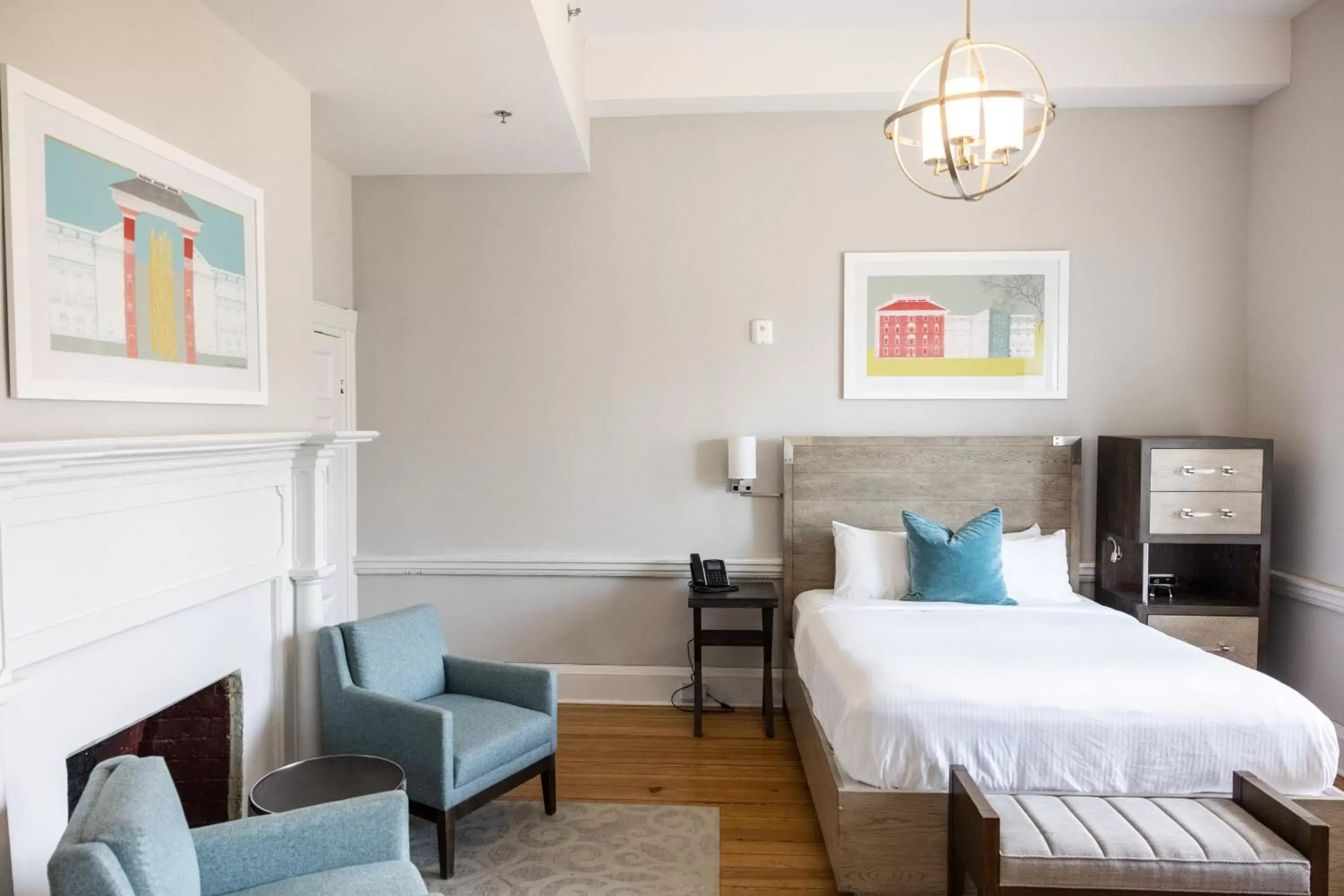 Bedroom, Bed in The Blackburn Inn and Conference Center